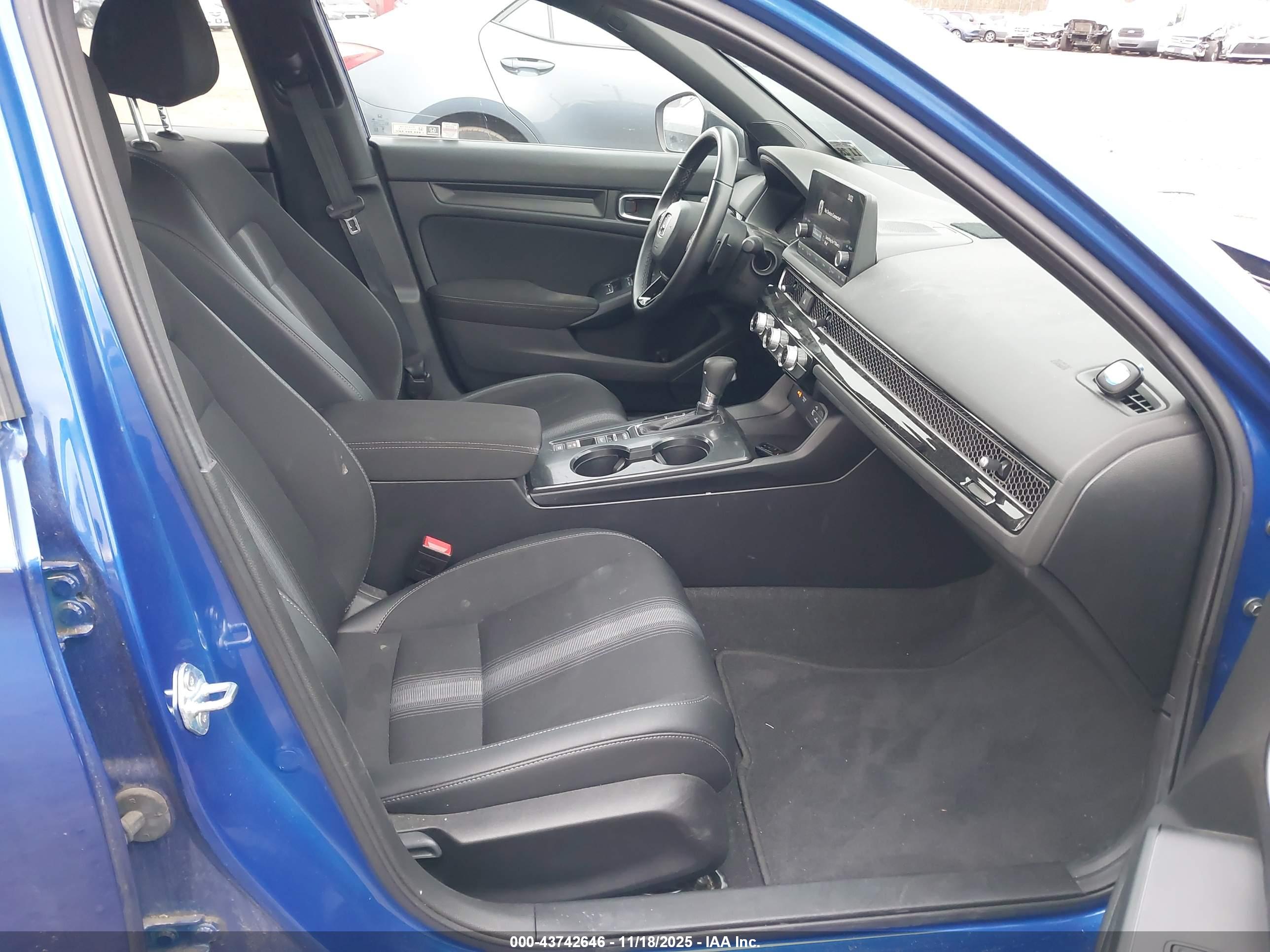 HONDA CIVIC image 5