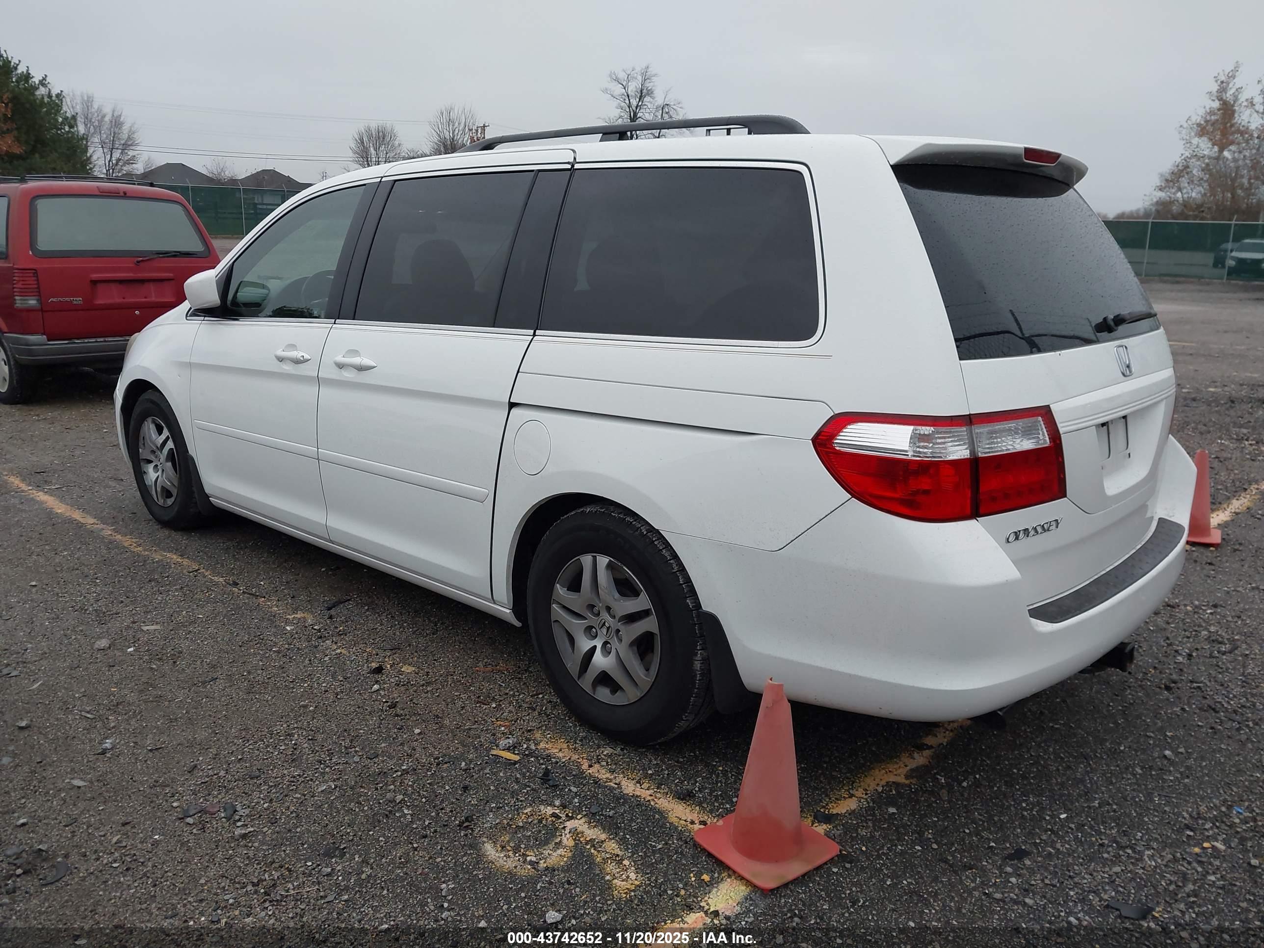 HONDA ODYSSEY image 3