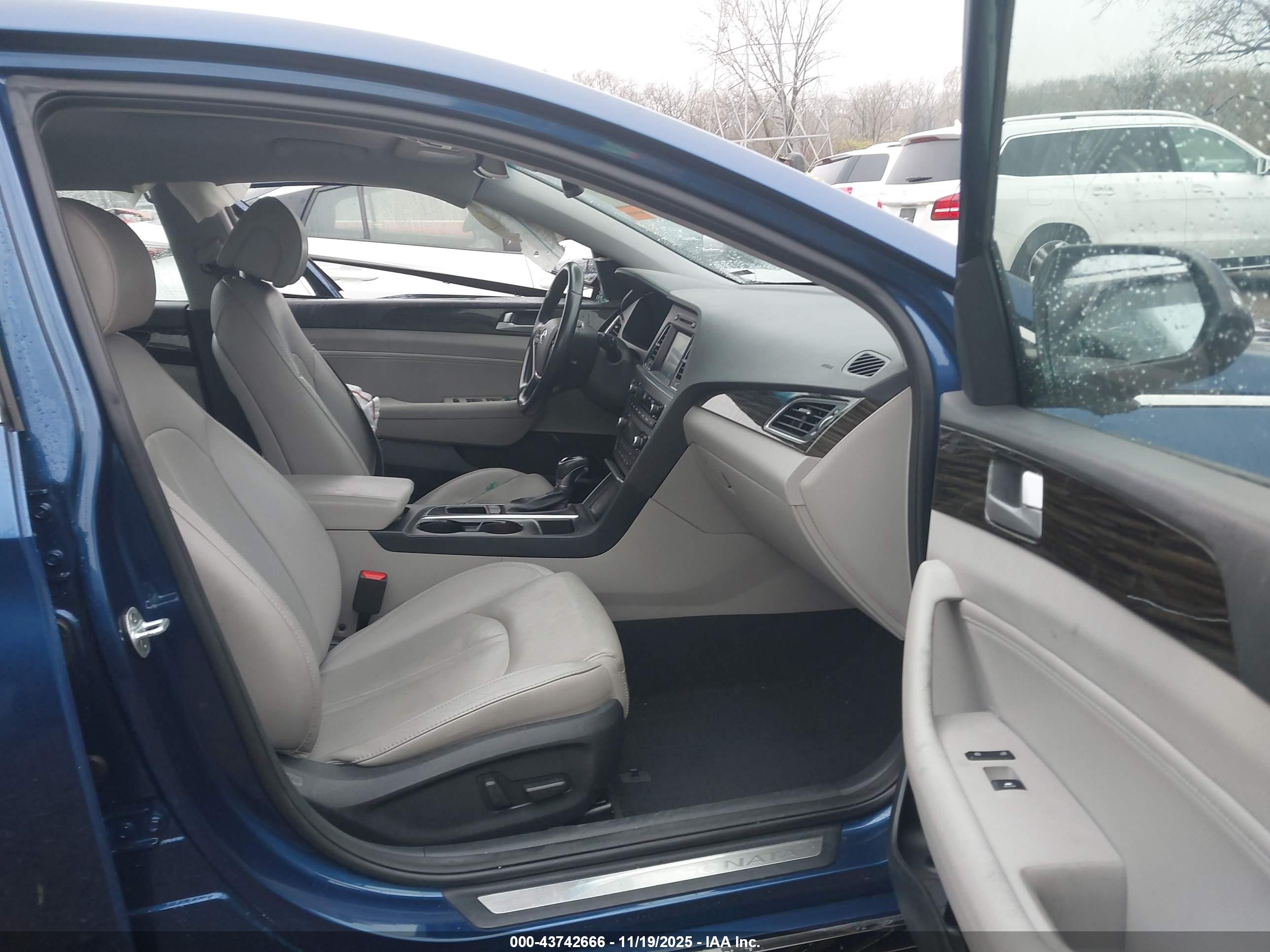 HYUNDAI SONATA image 5