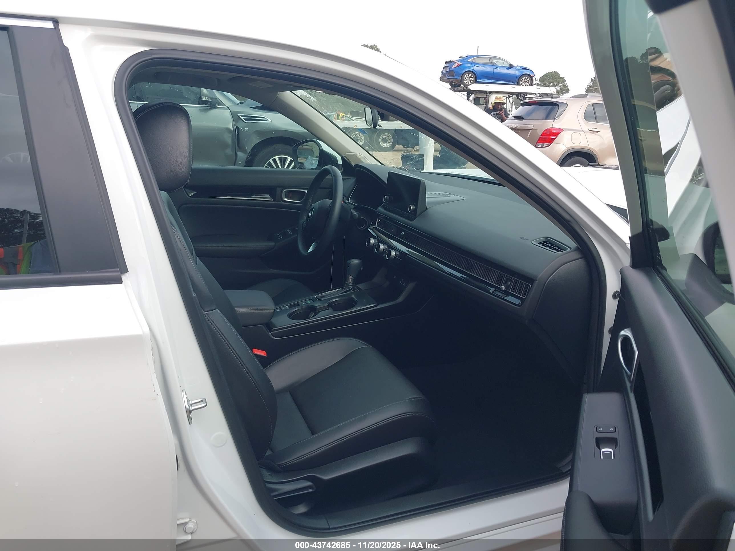 HONDA CIVIC image 5