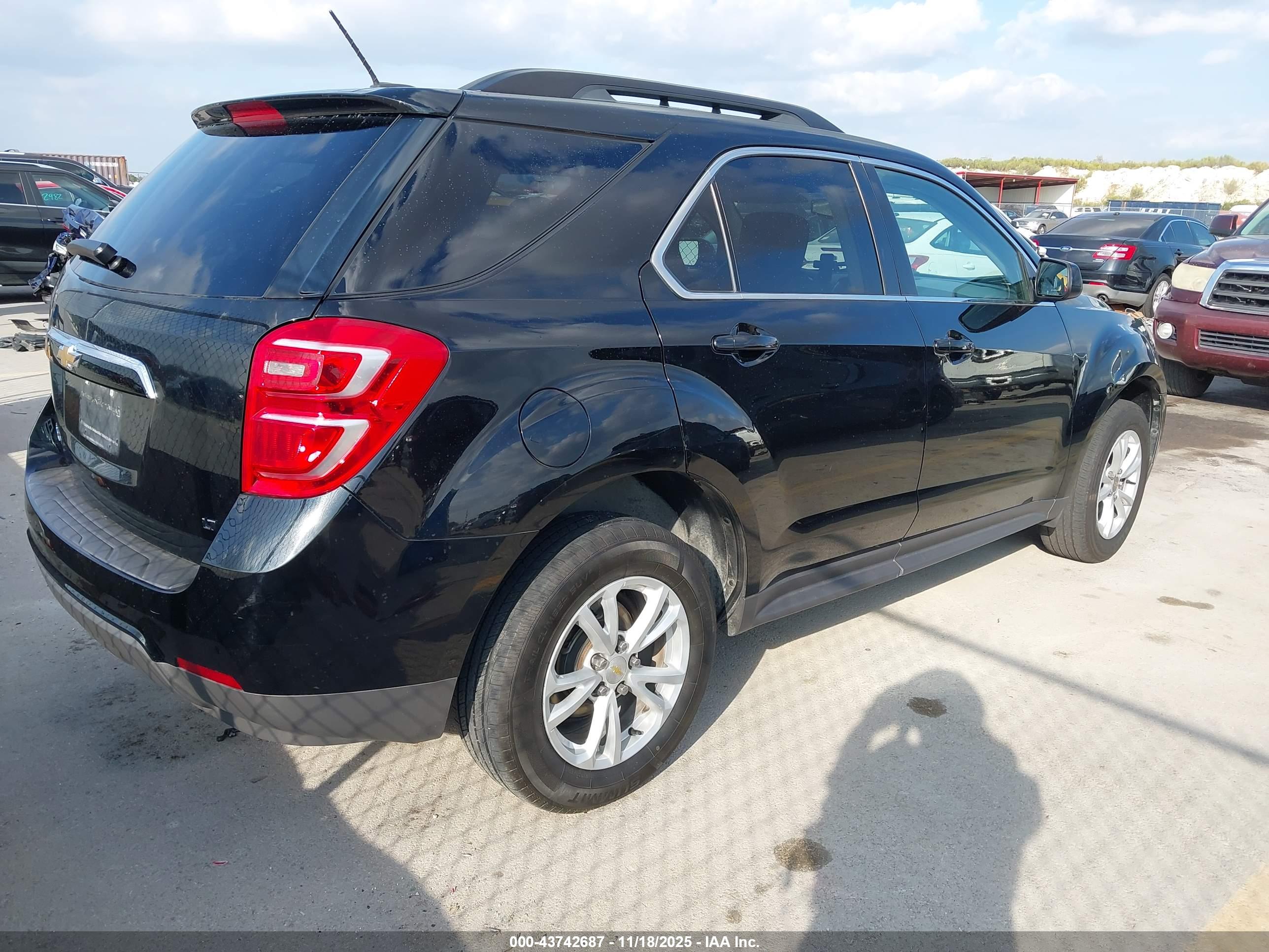 CHEVROLET EQUINOX image 4