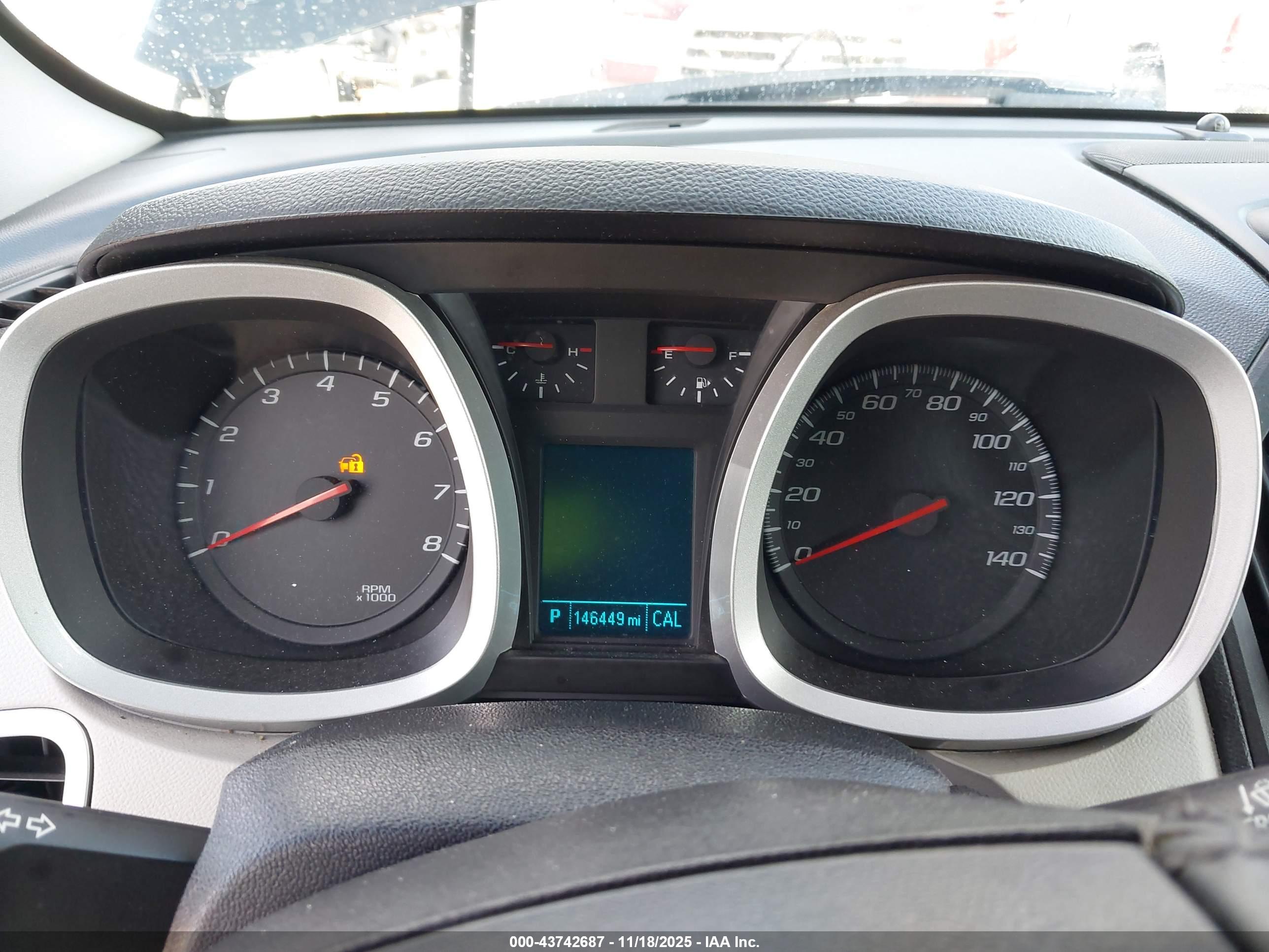 CHEVROLET EQUINOX image 7