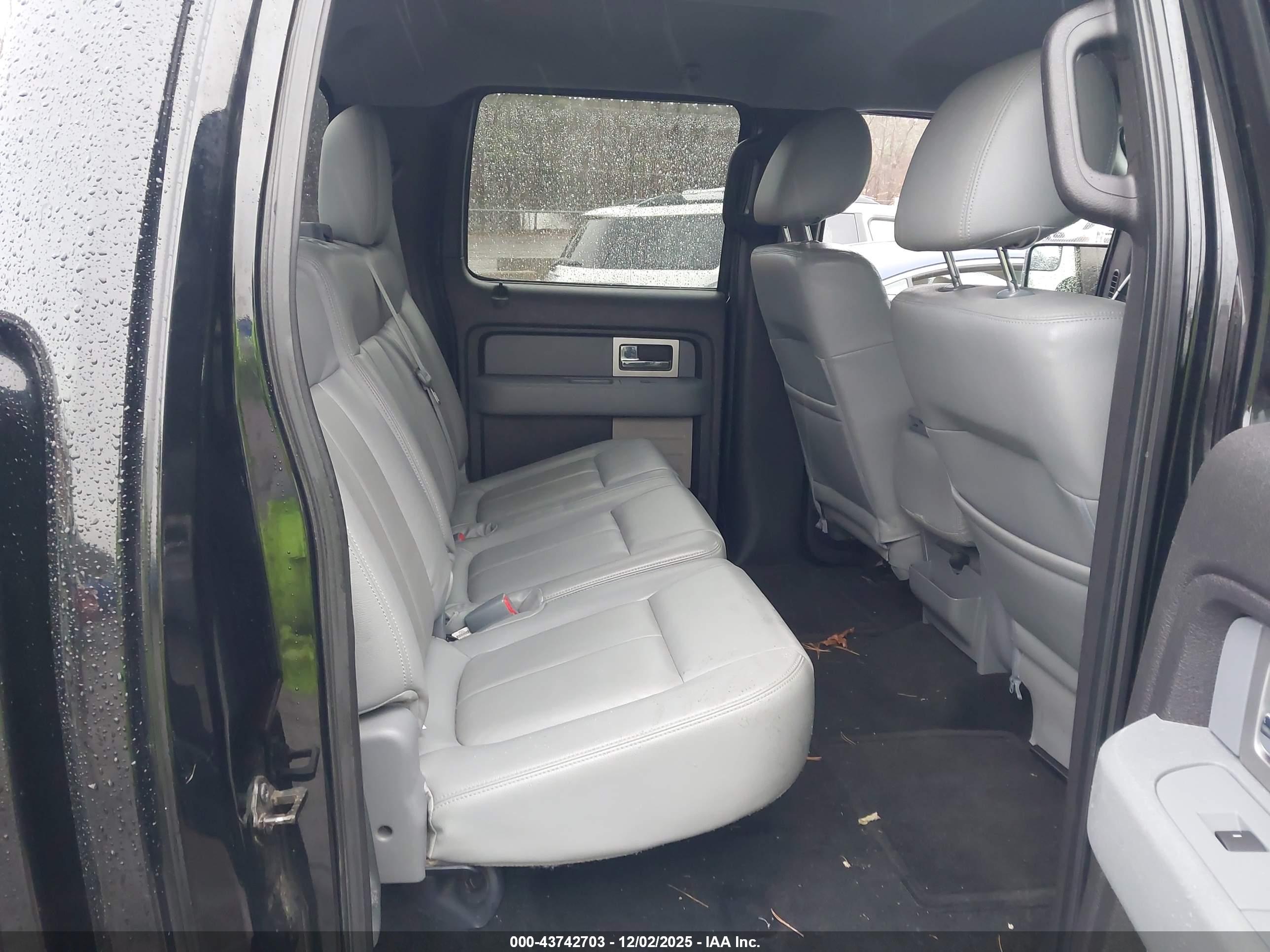 FORD F-150 image 8