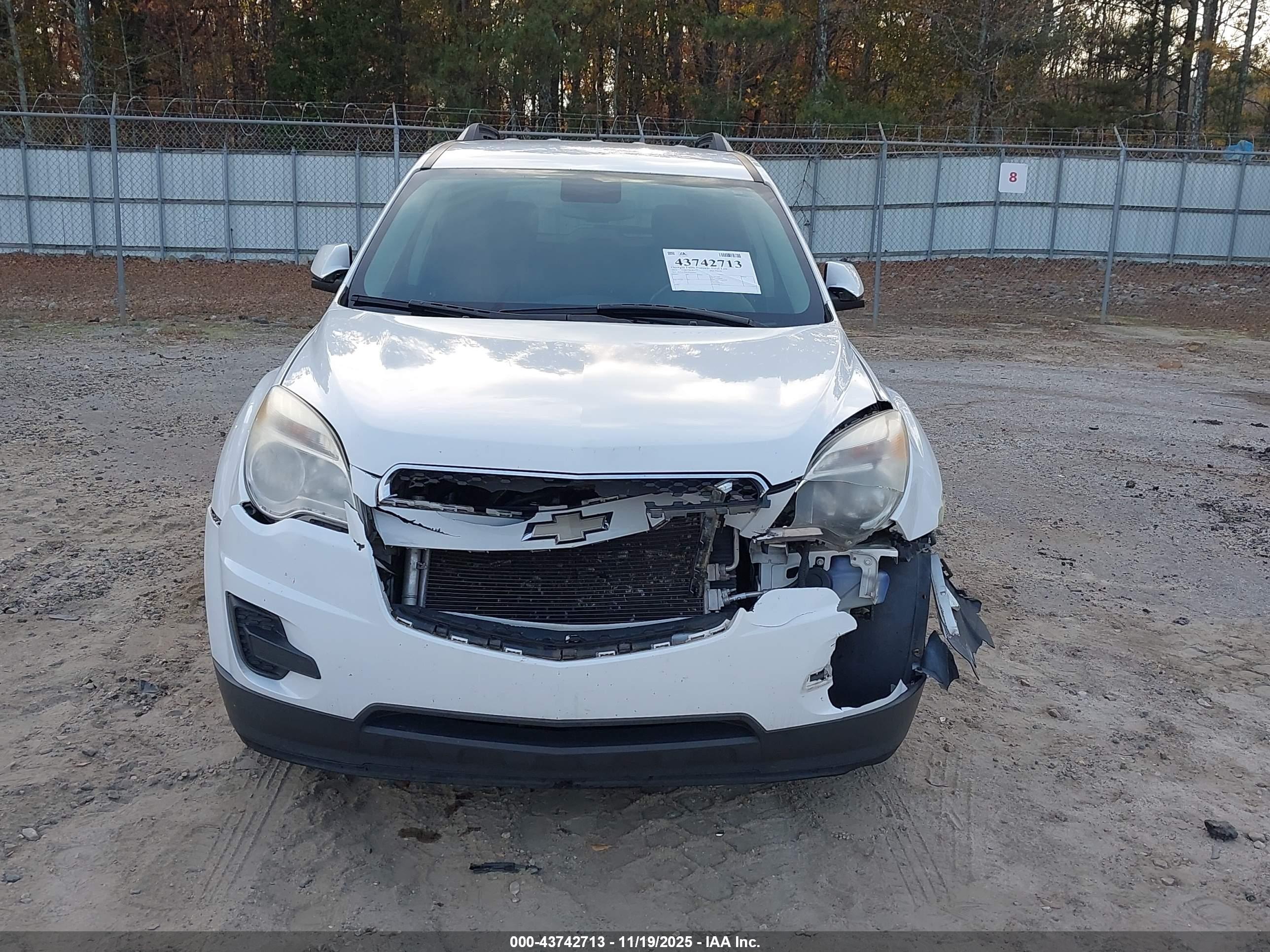 CHEVROLET EQUINOX image 6