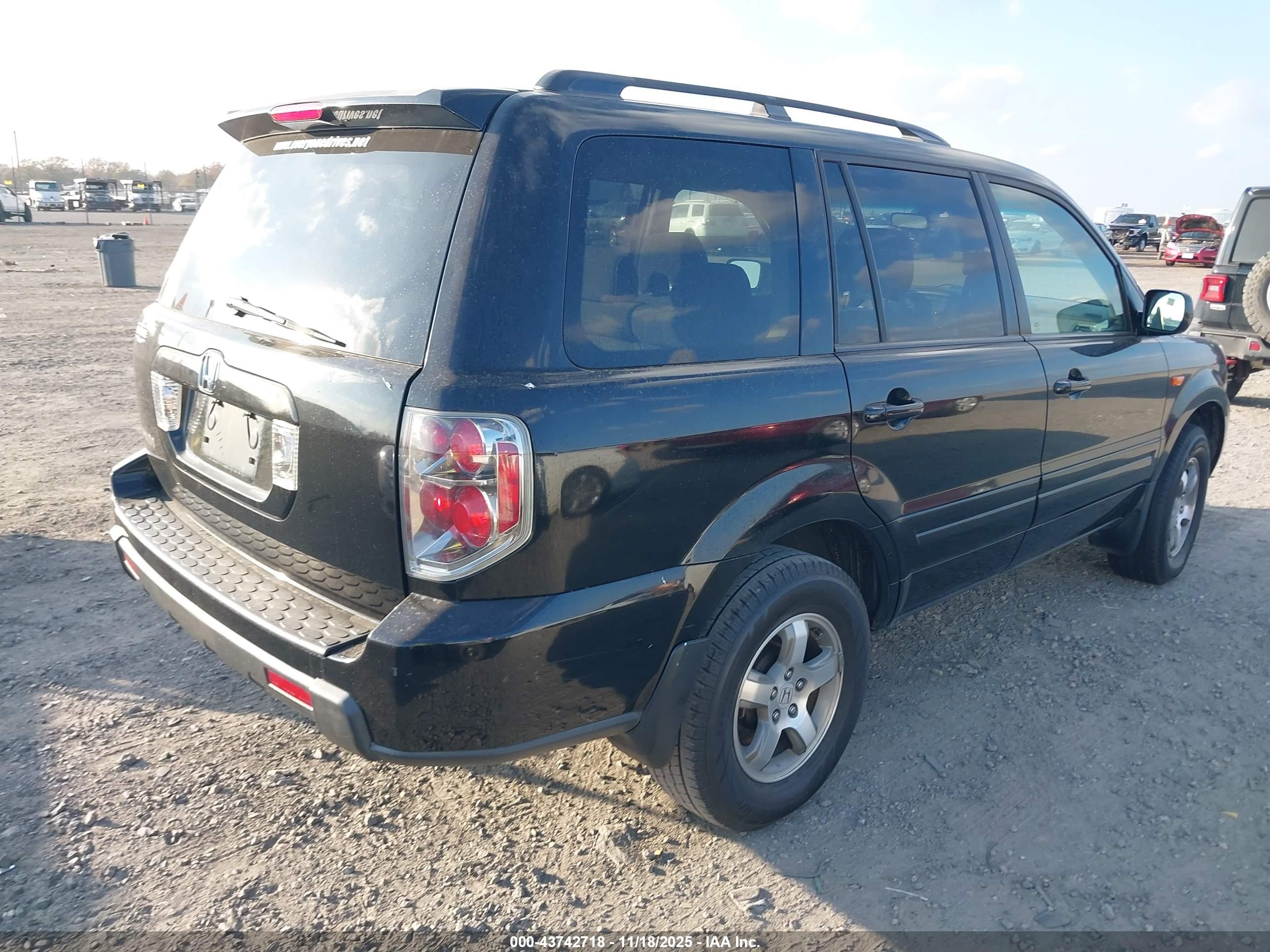 HONDA PILOT image 4