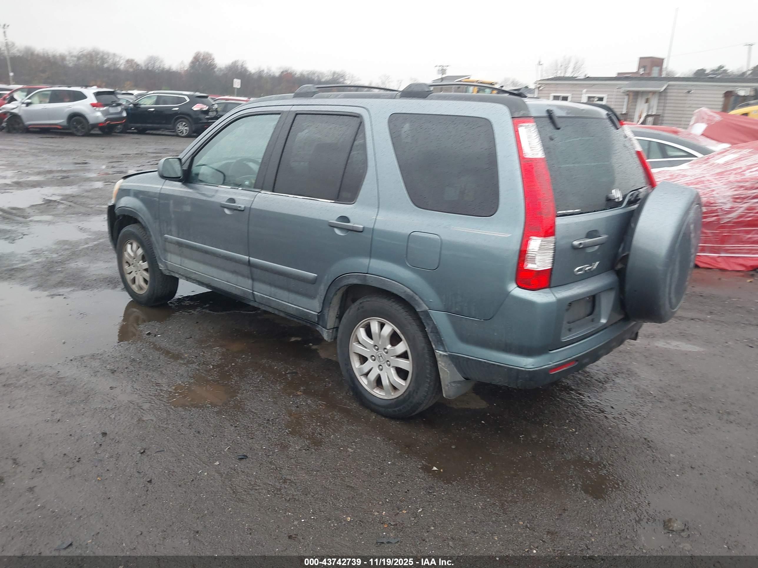 HONDA CR-V image 3