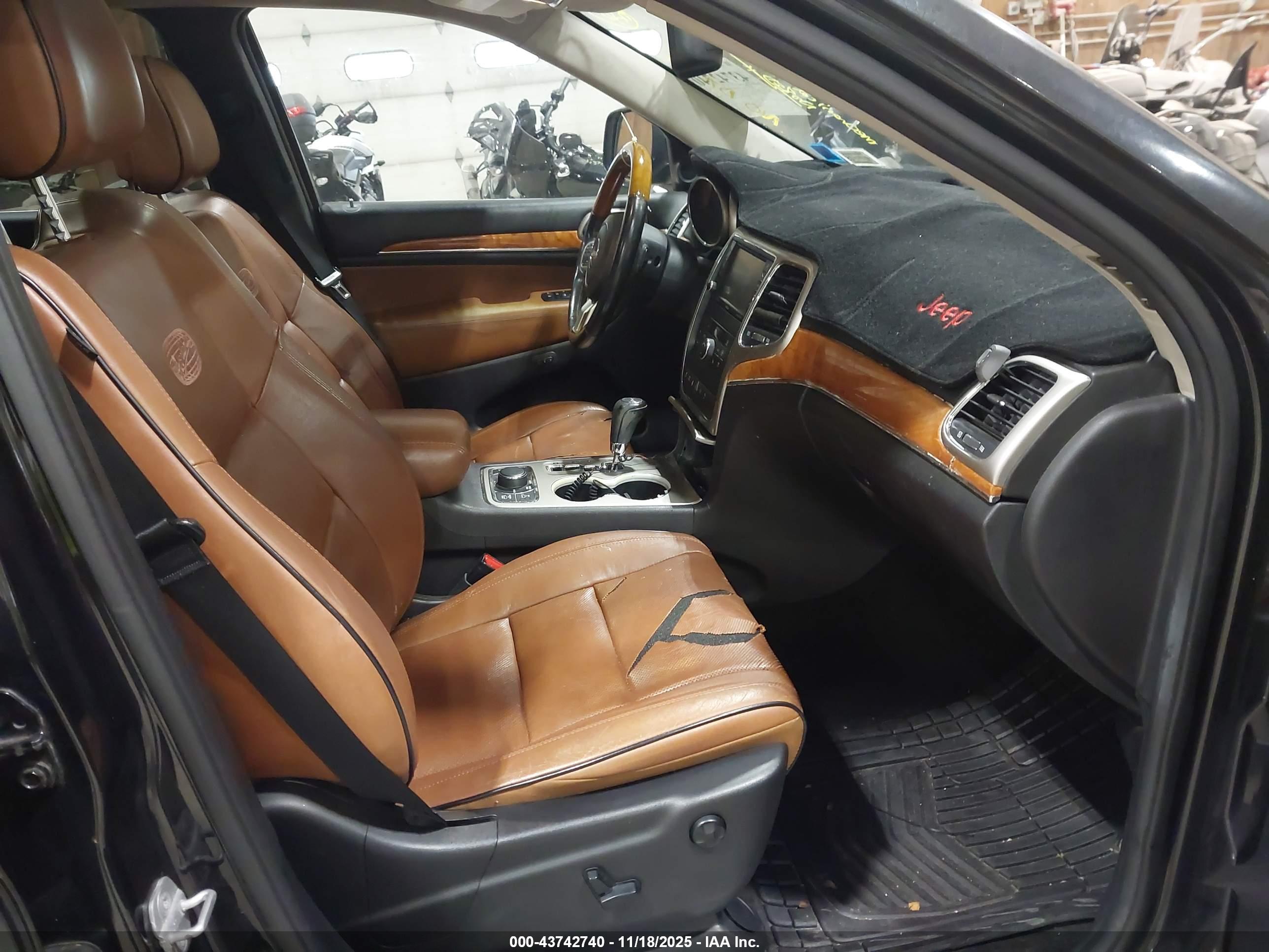 JEEP GRAND image 5