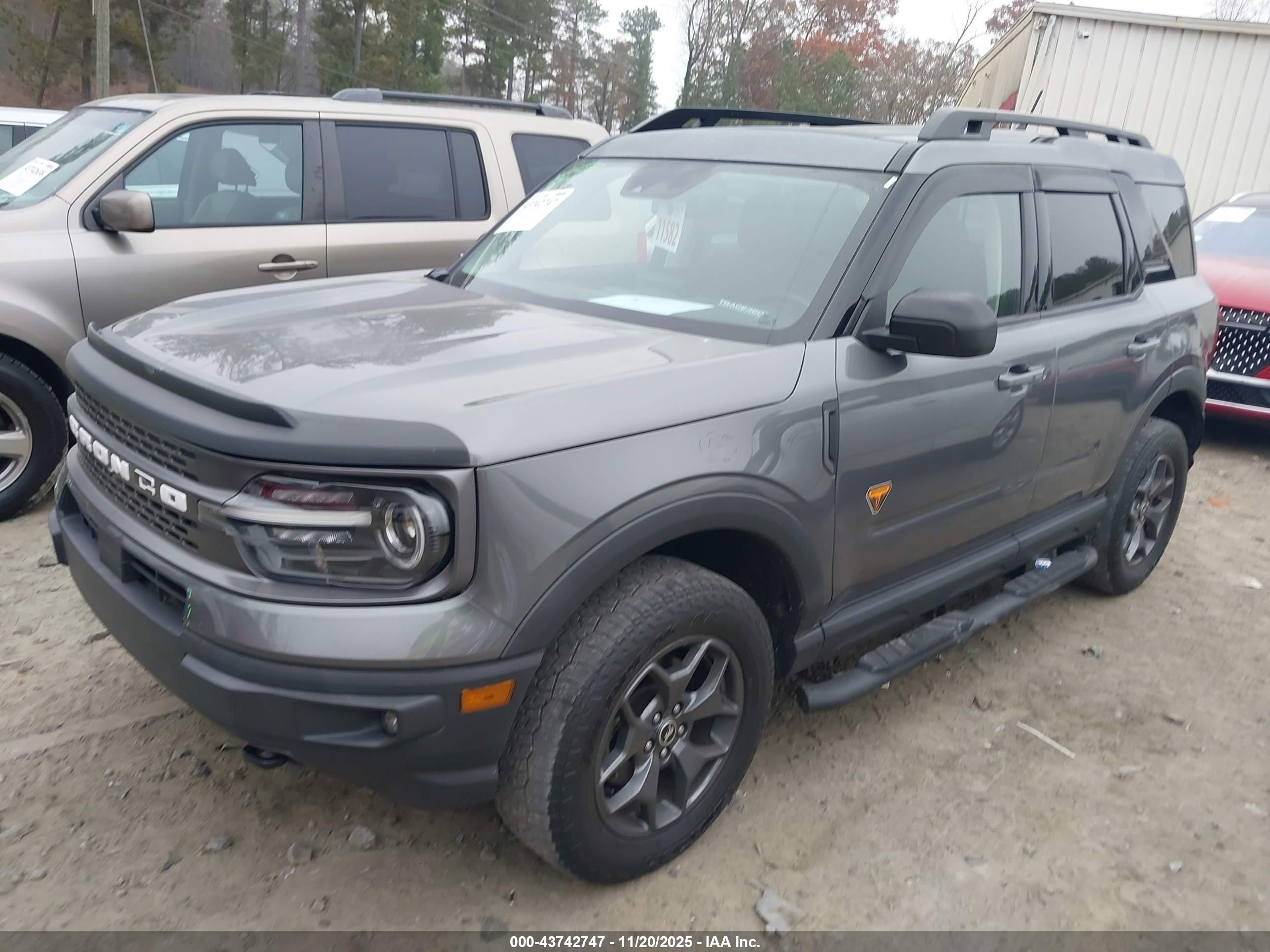 FORD BRONCO image 2