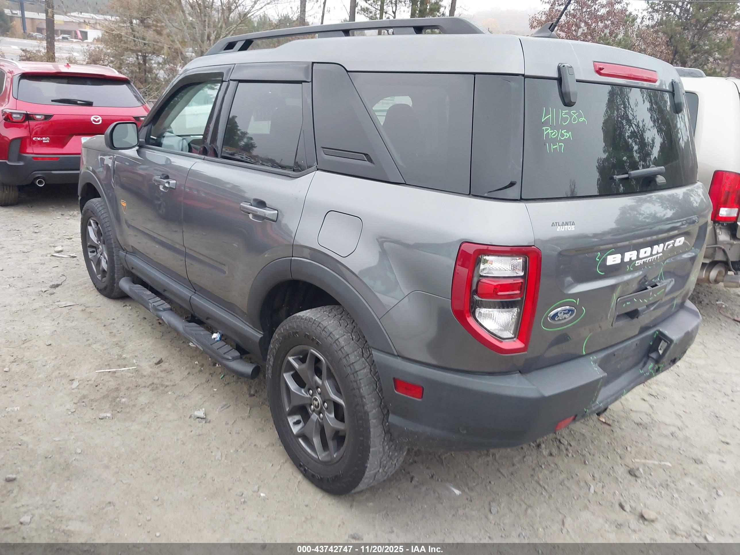 FORD BRONCO image 3