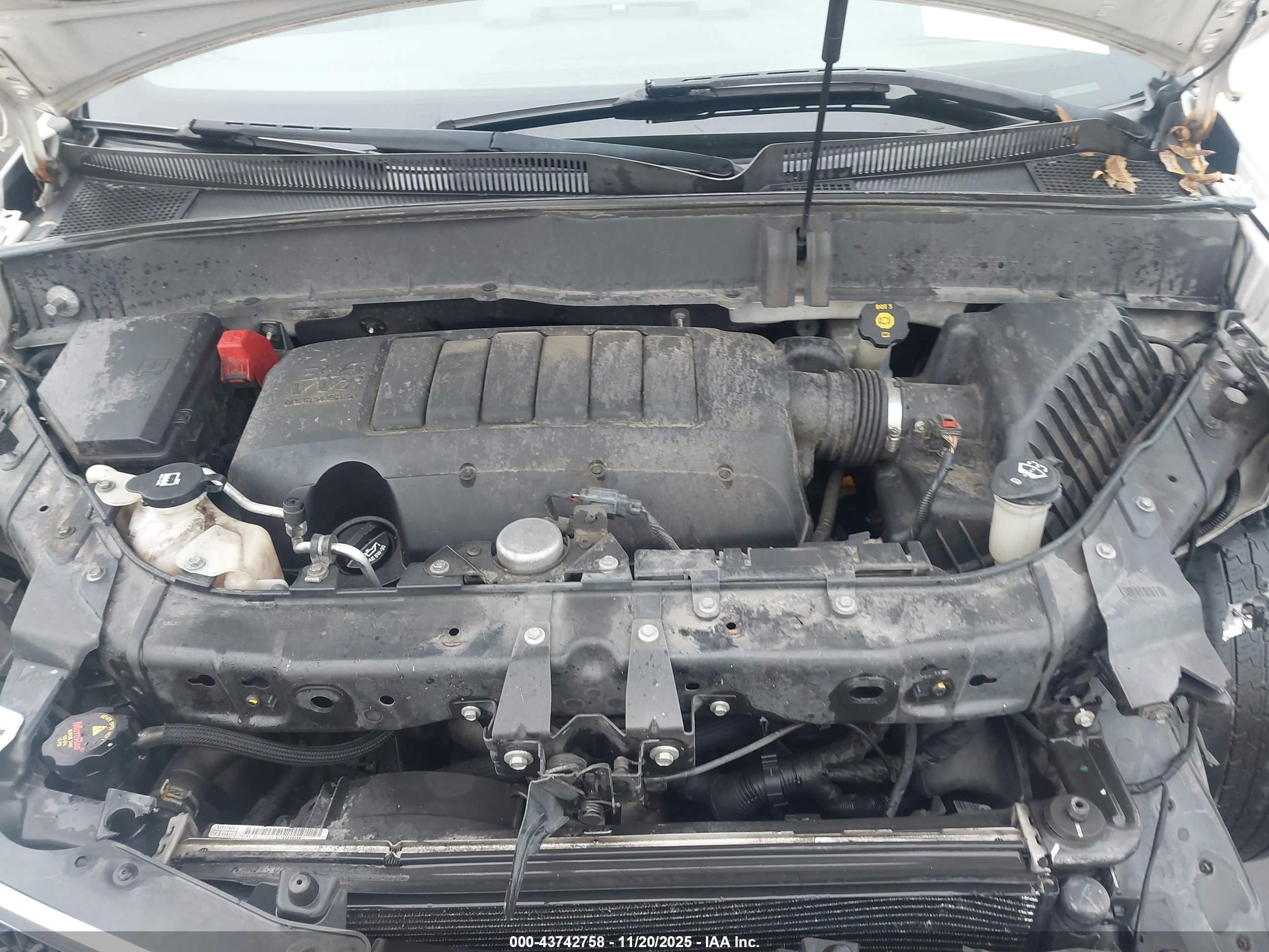 CHEVROLET TRAVERSE image 10