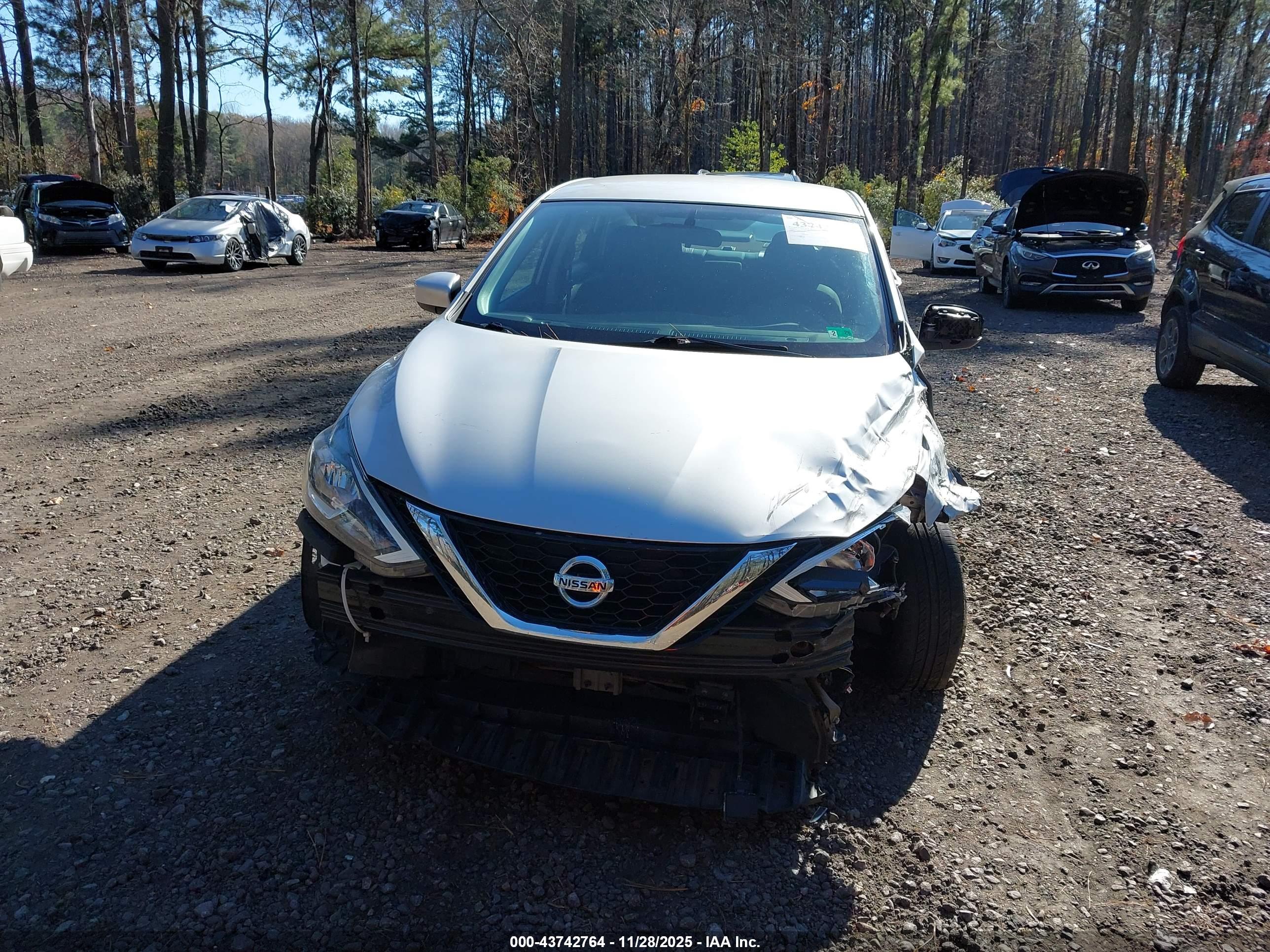 NISSAN SENTRA image 6