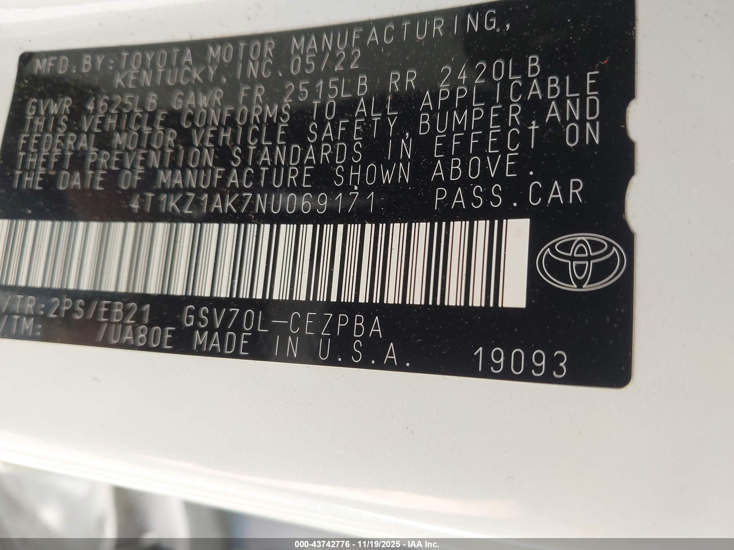 TOYOTA CAMRY image 9