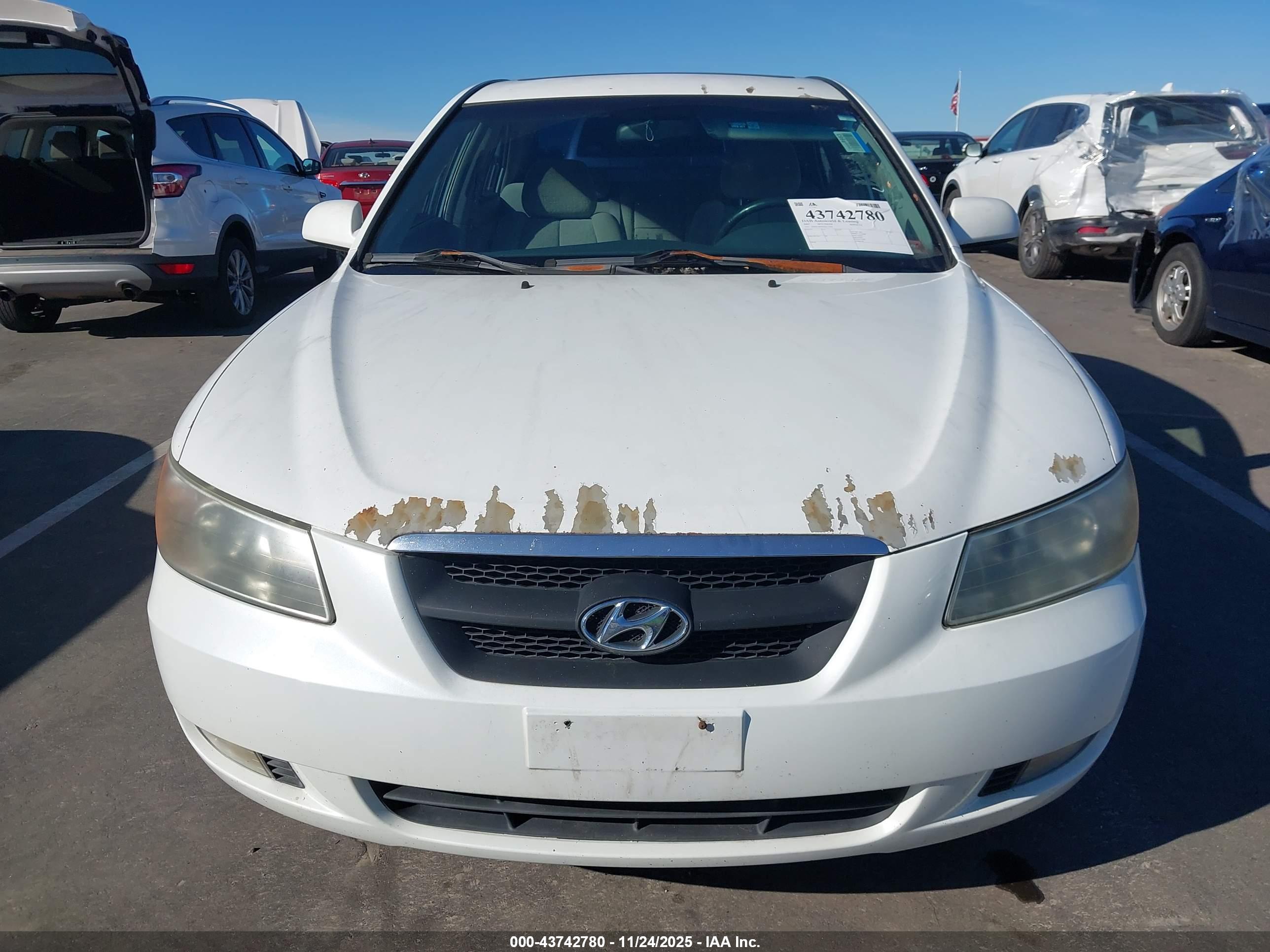 HYUNDAI SONATA image 6