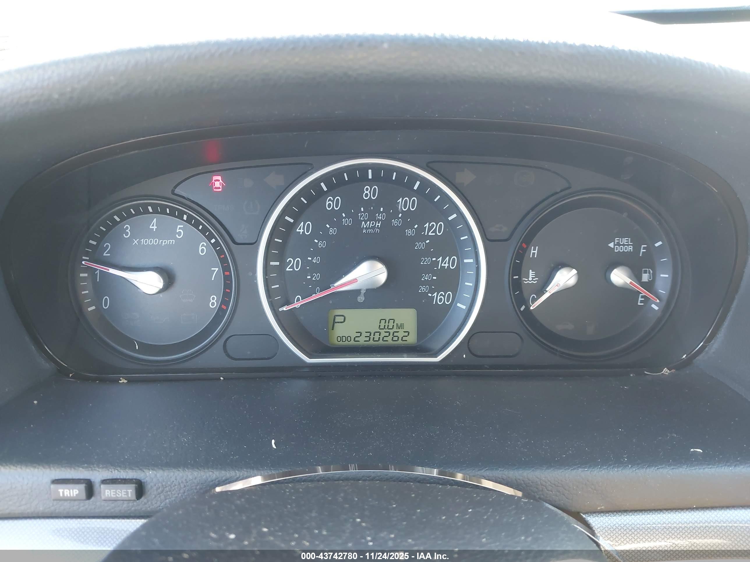 HYUNDAI SONATA image 7
