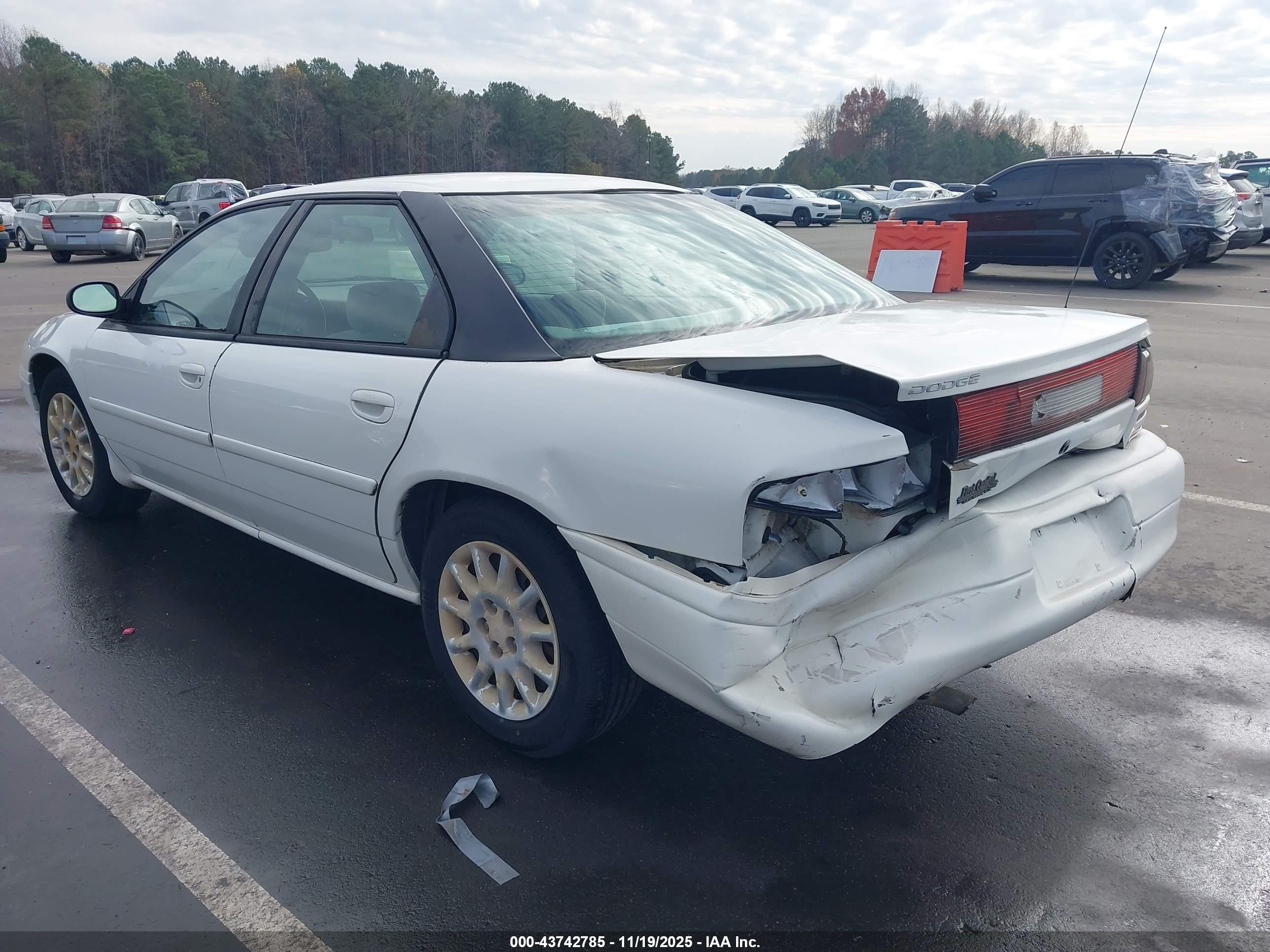 DODGE INTREPID image 3