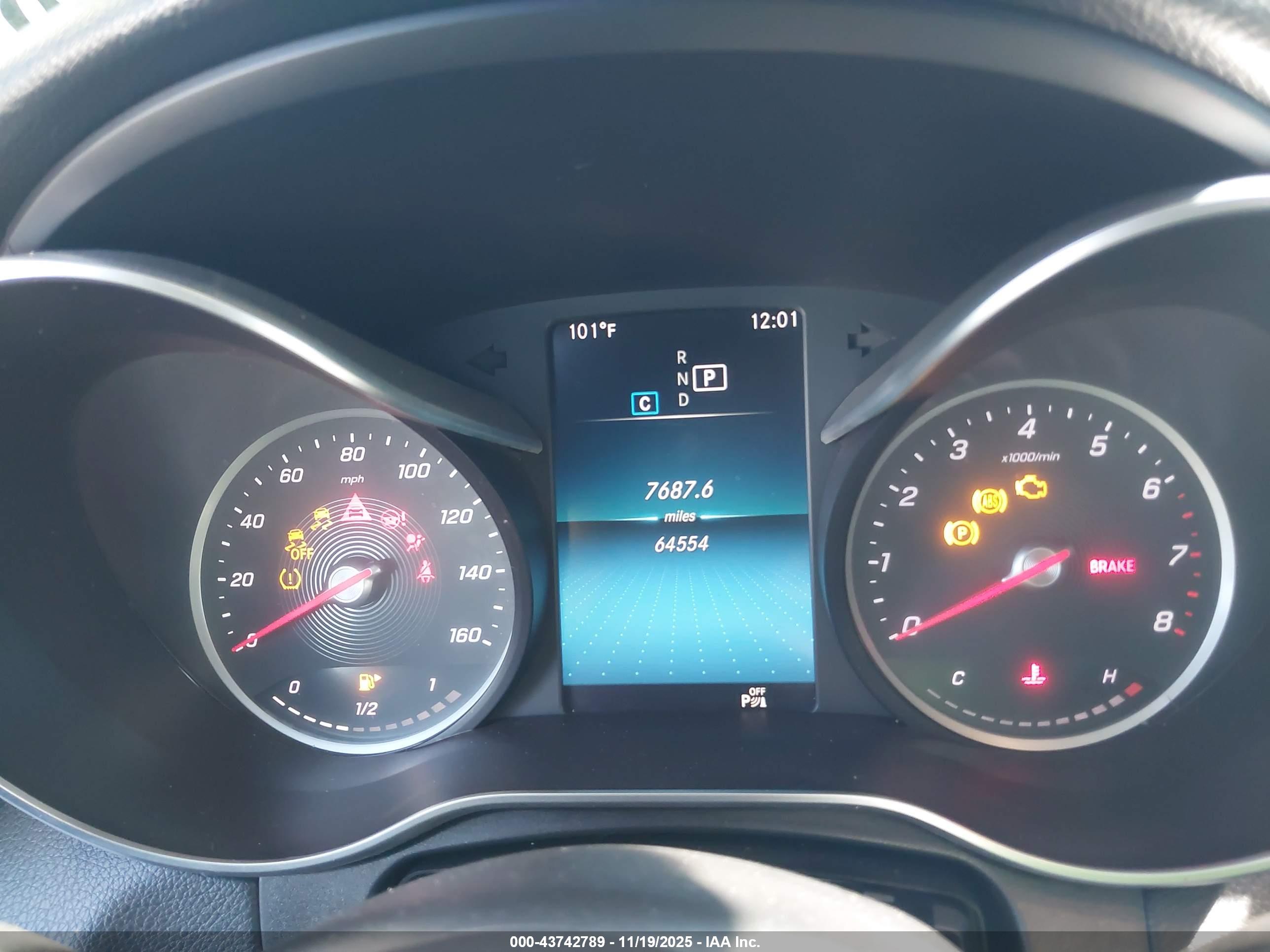 MERCEDES-BENZ GLC image 7