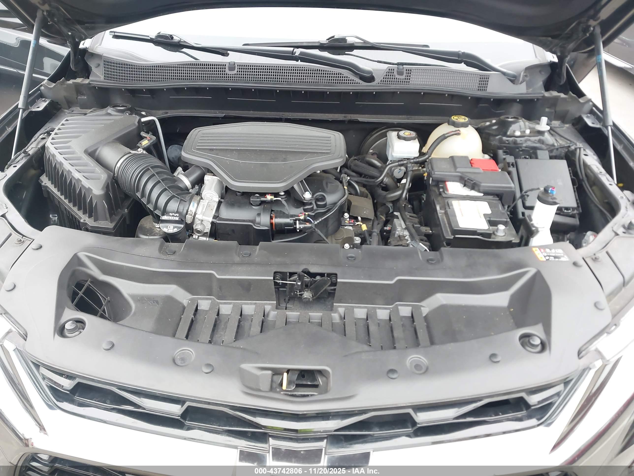 CHEVROLET BLAZER image 10