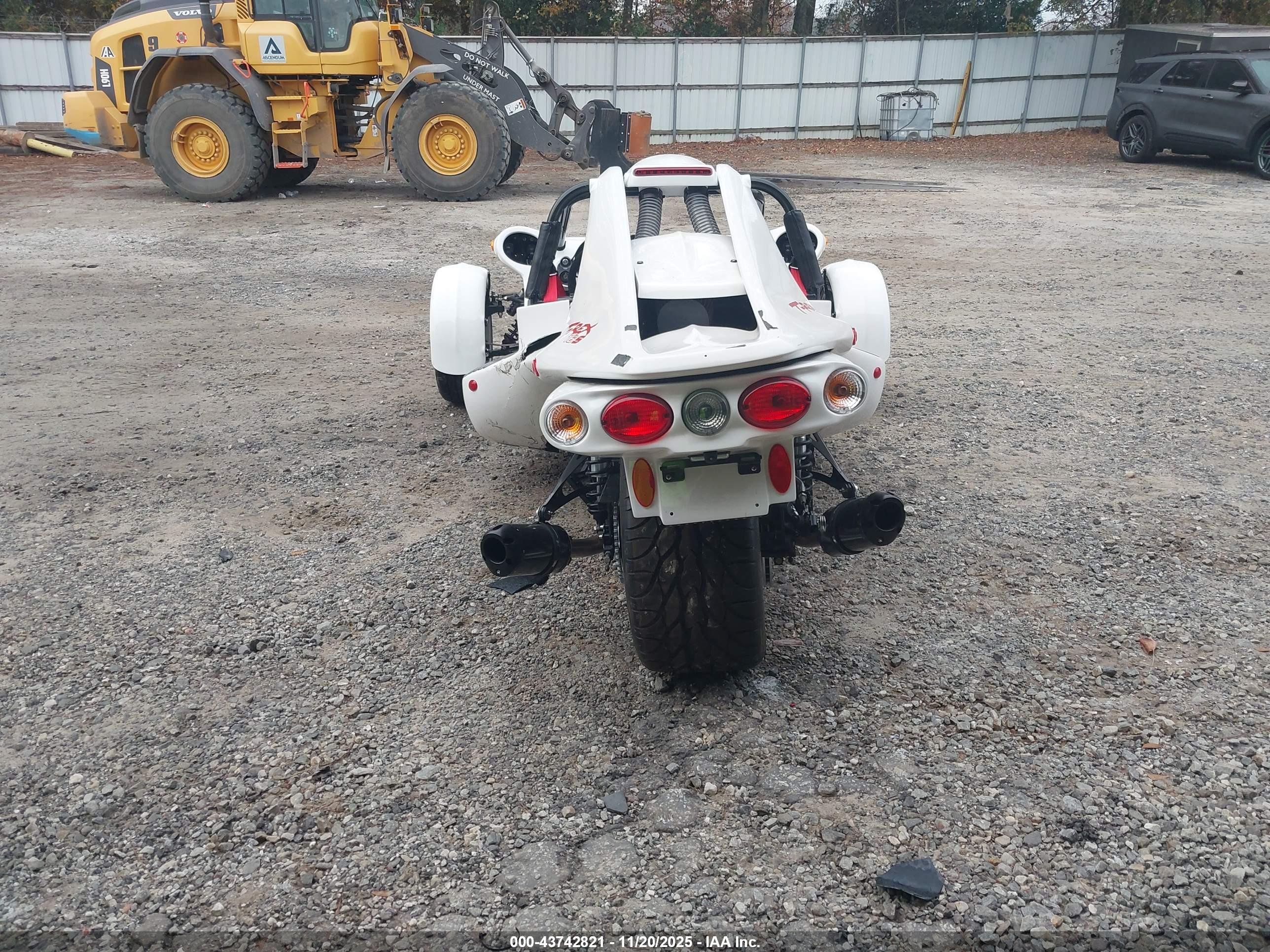 CAMPAGNA T image 6