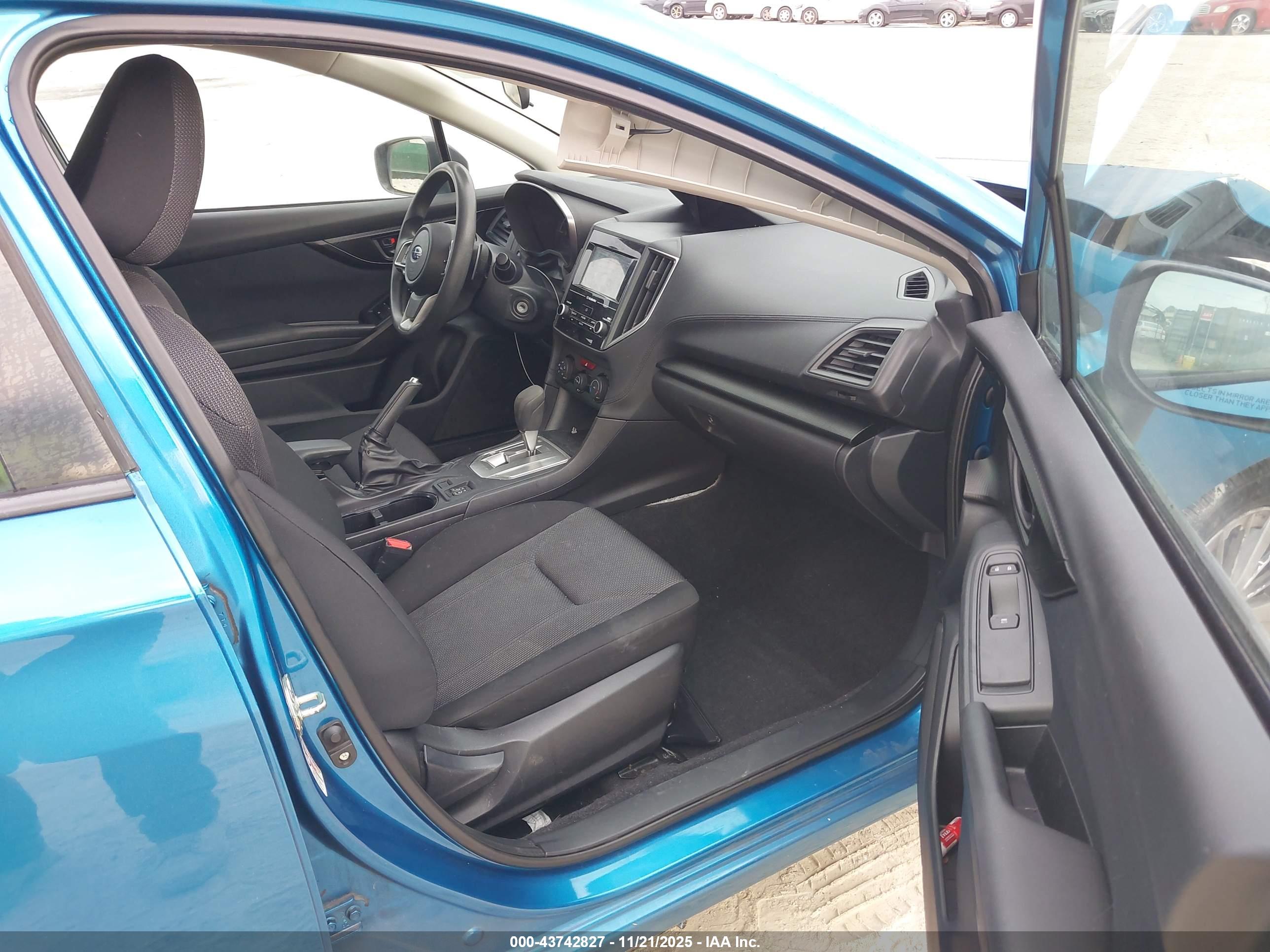 SUBARU IMPREZA image 5