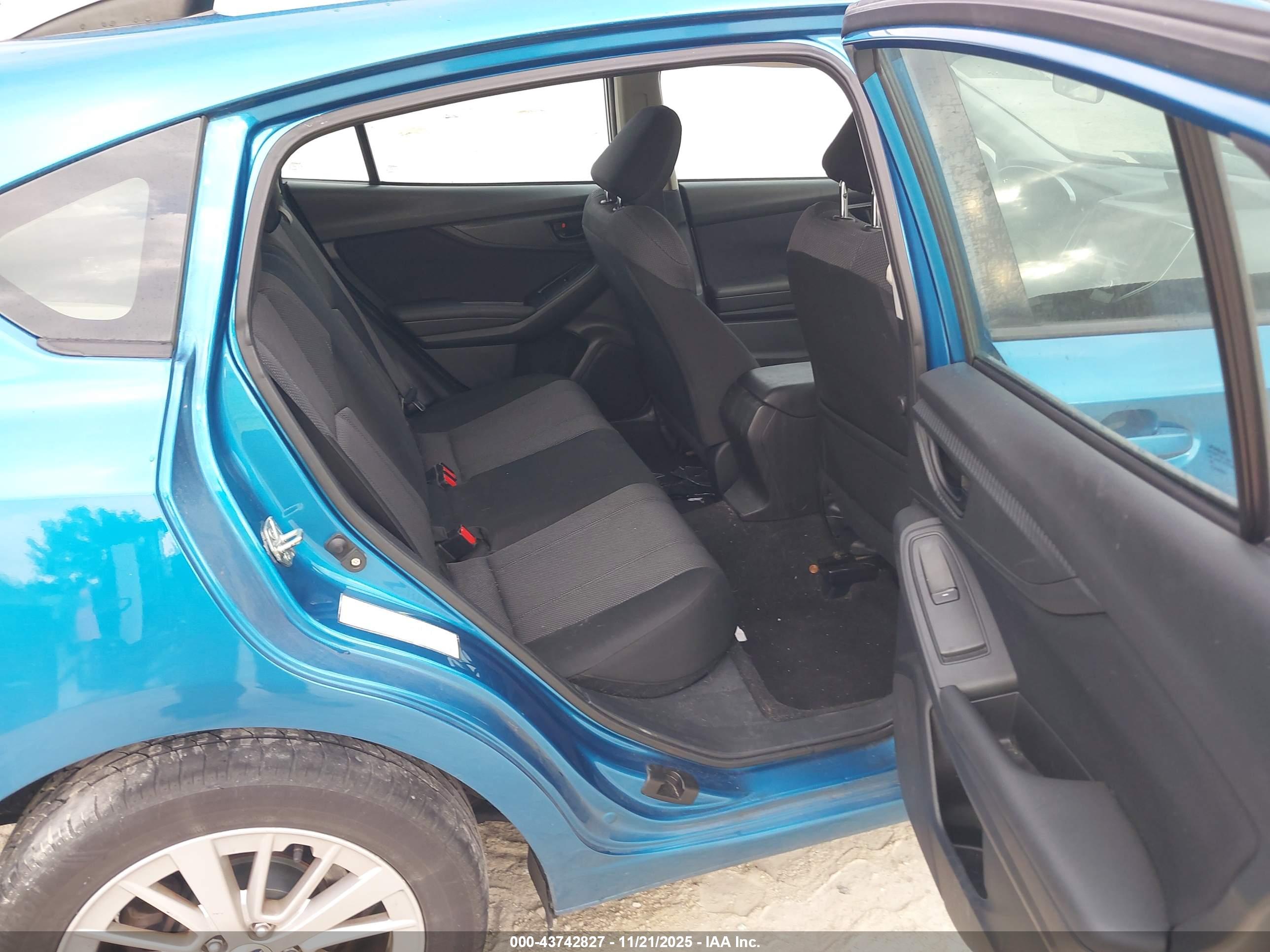 SUBARU IMPREZA image 8