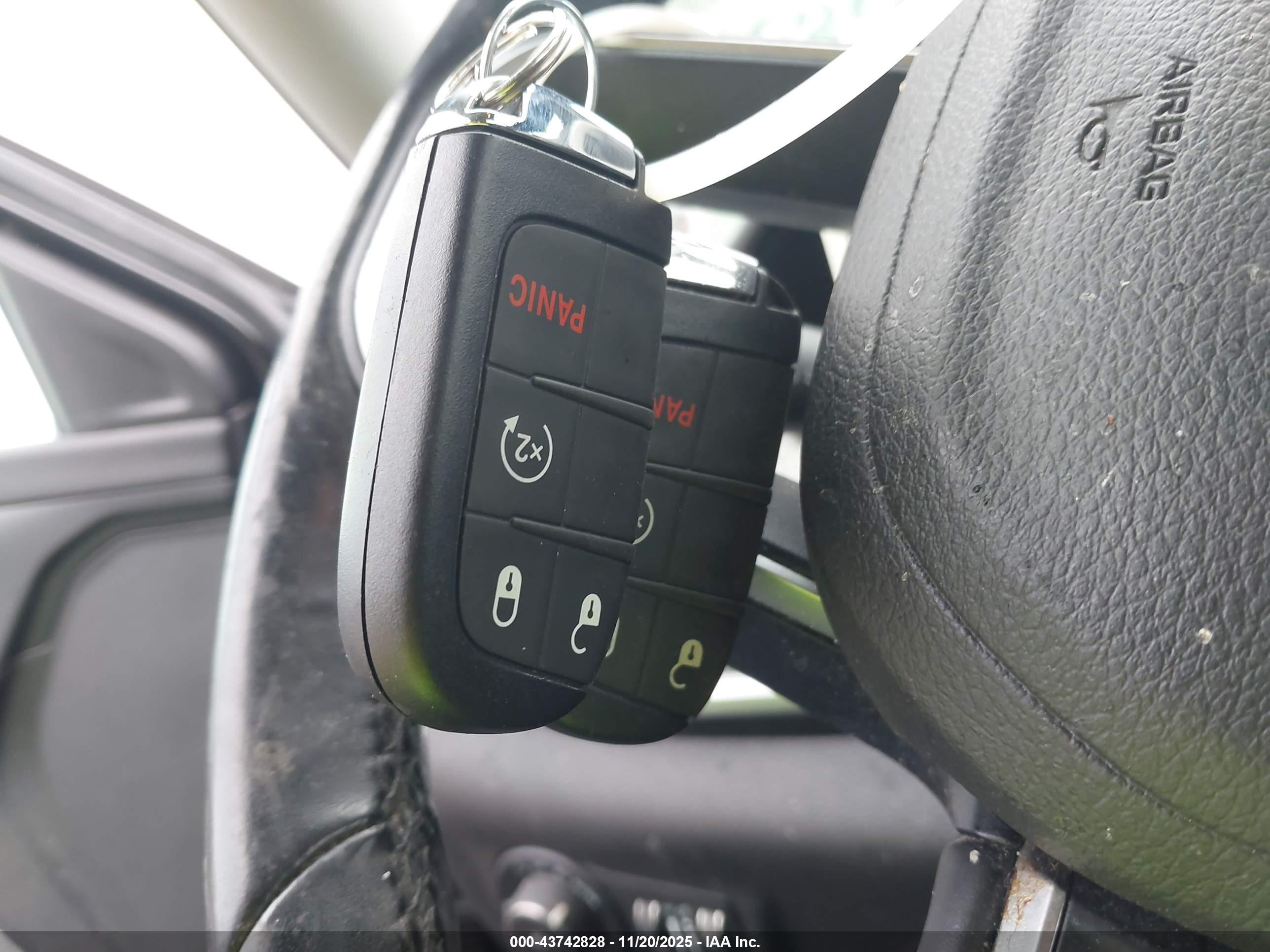 JEEP COMPASS image 11