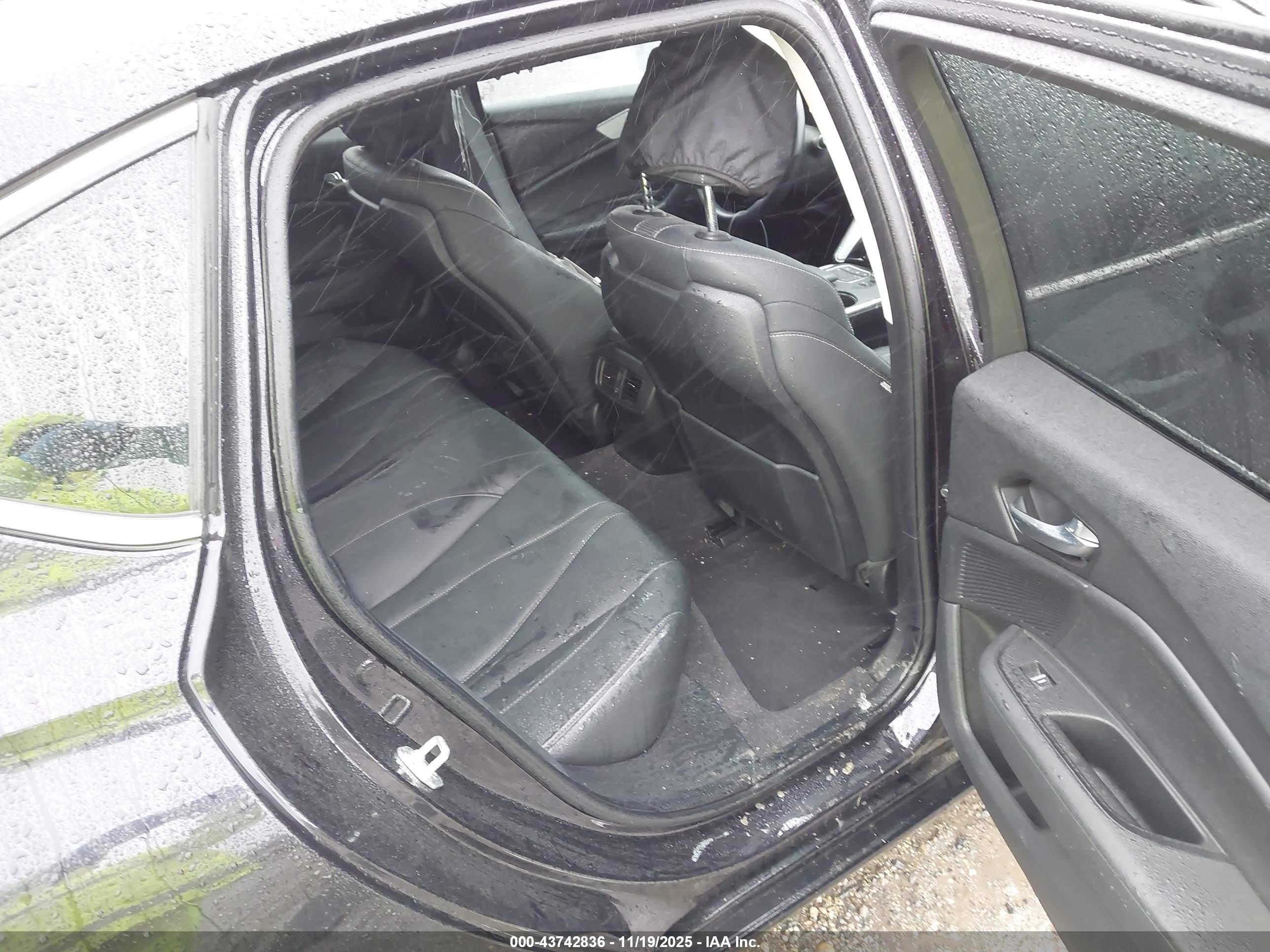 ACURA TLX image 8