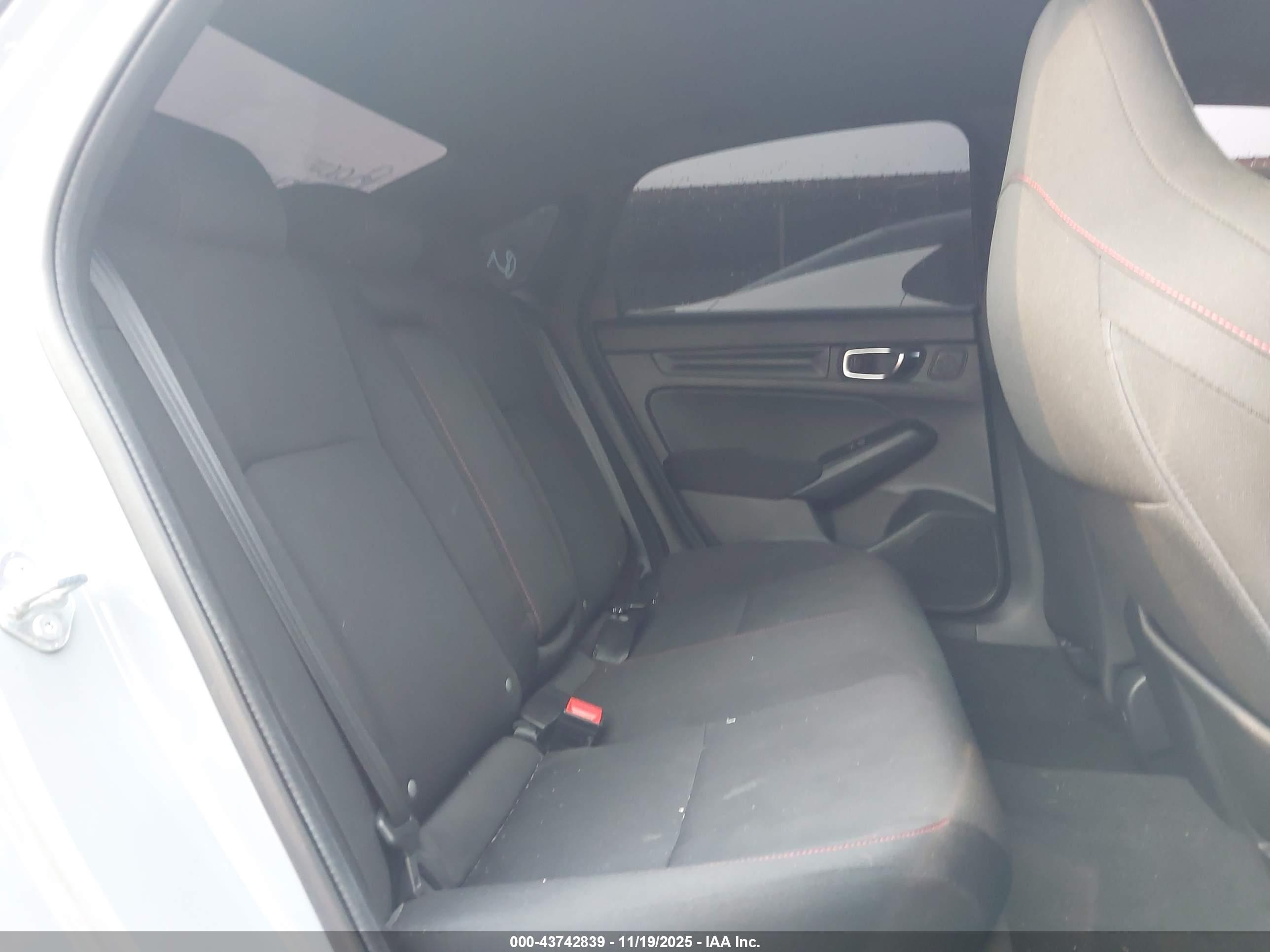 HONDA CIVIC image 8