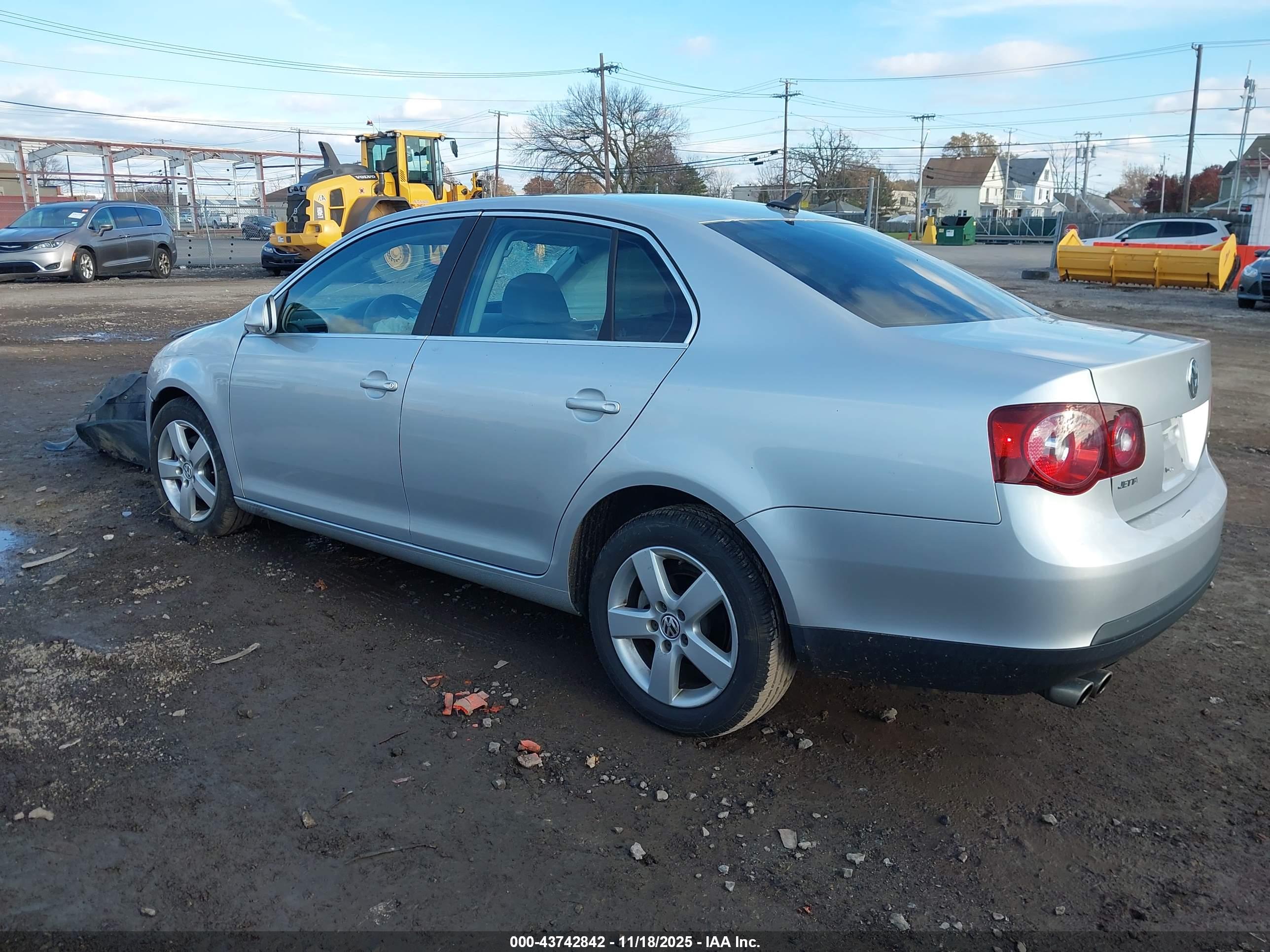 VOLKSWAGEN JETTA image 3