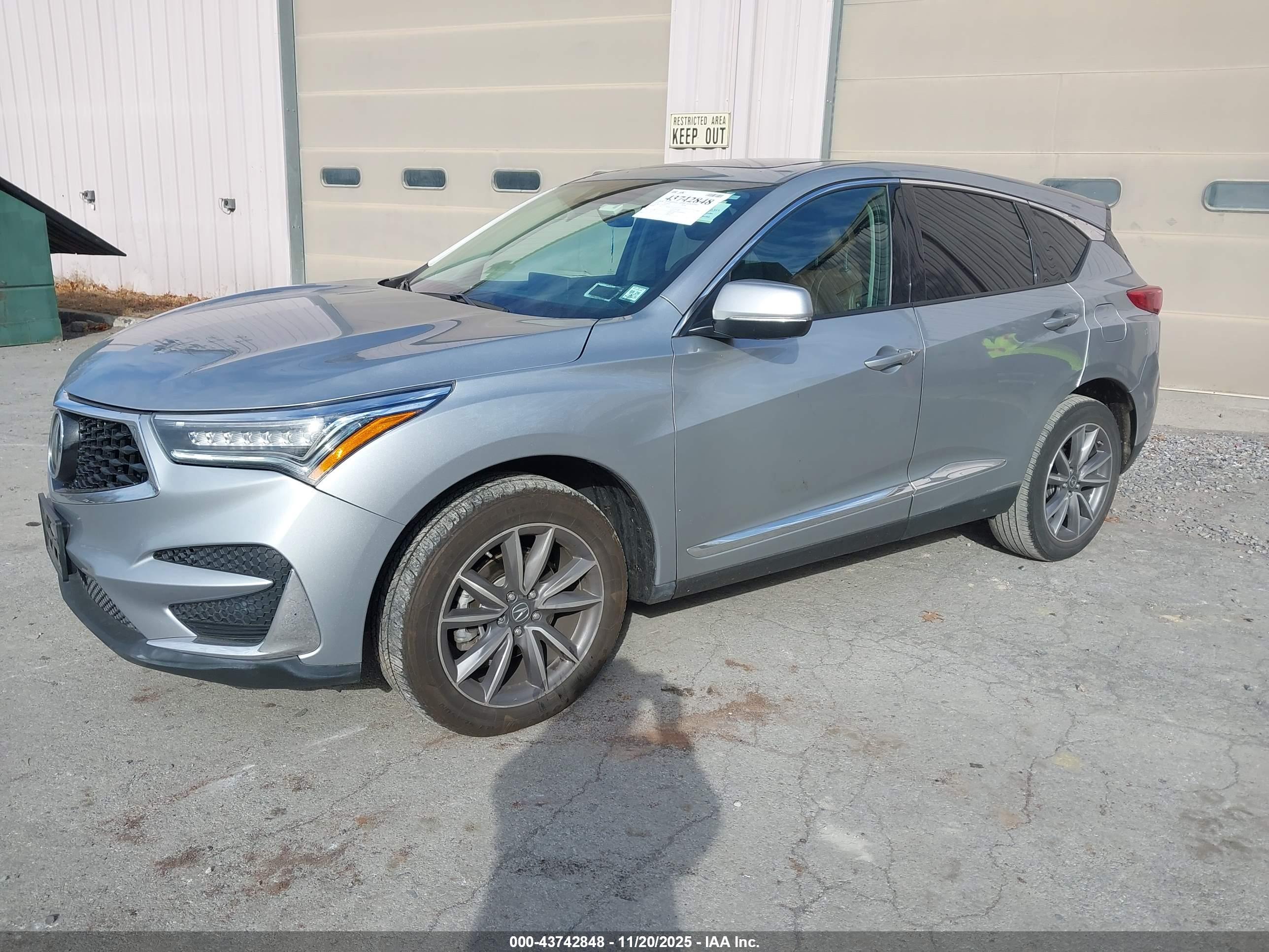 ACURA RDX image 2