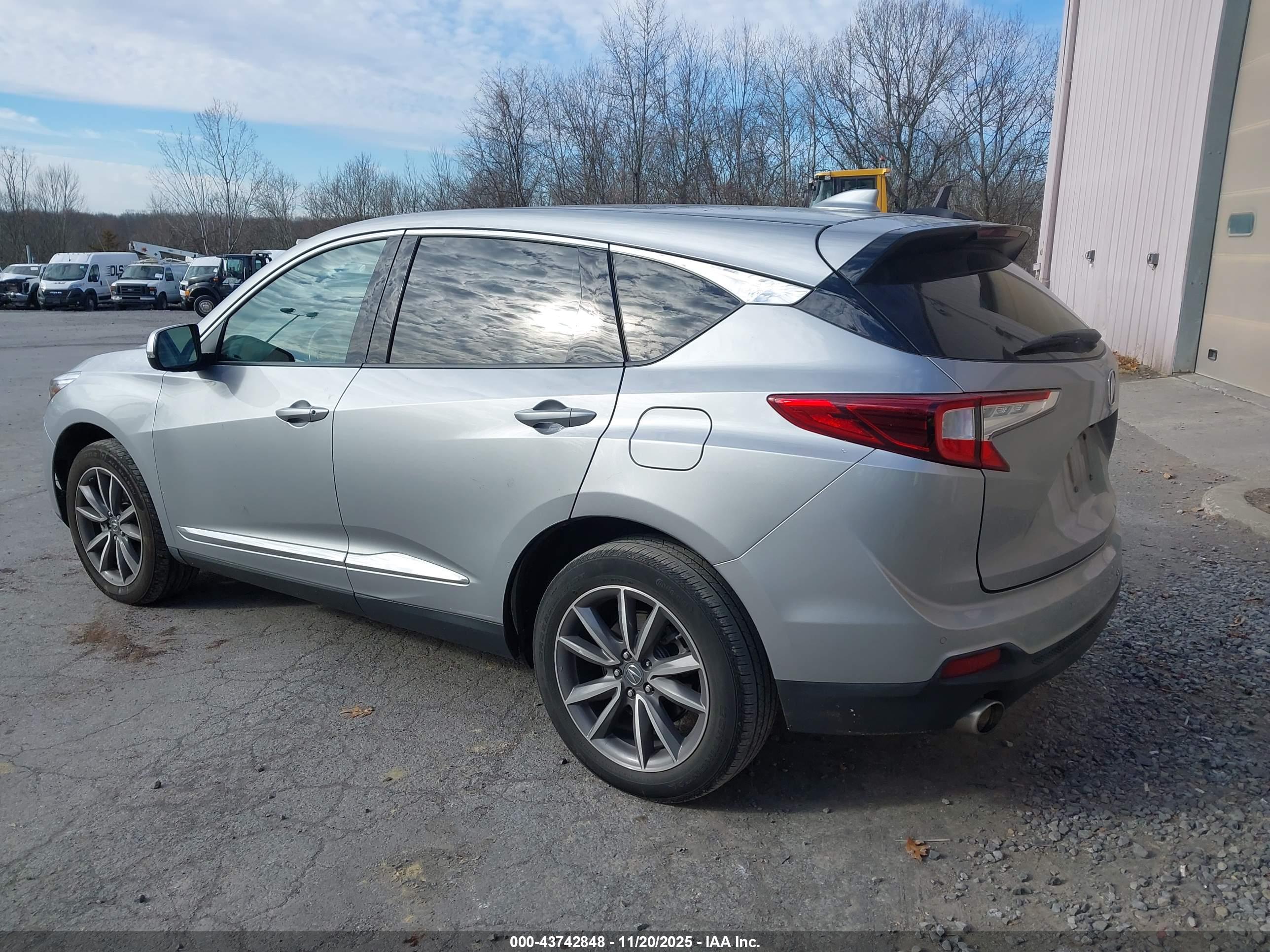 ACURA RDX image 3