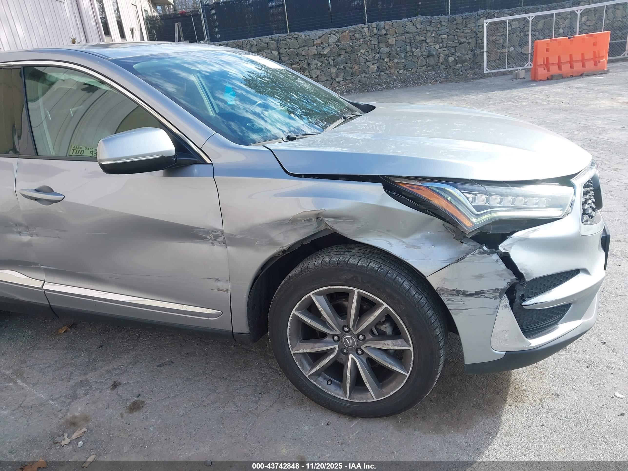 ACURA RDX image 6