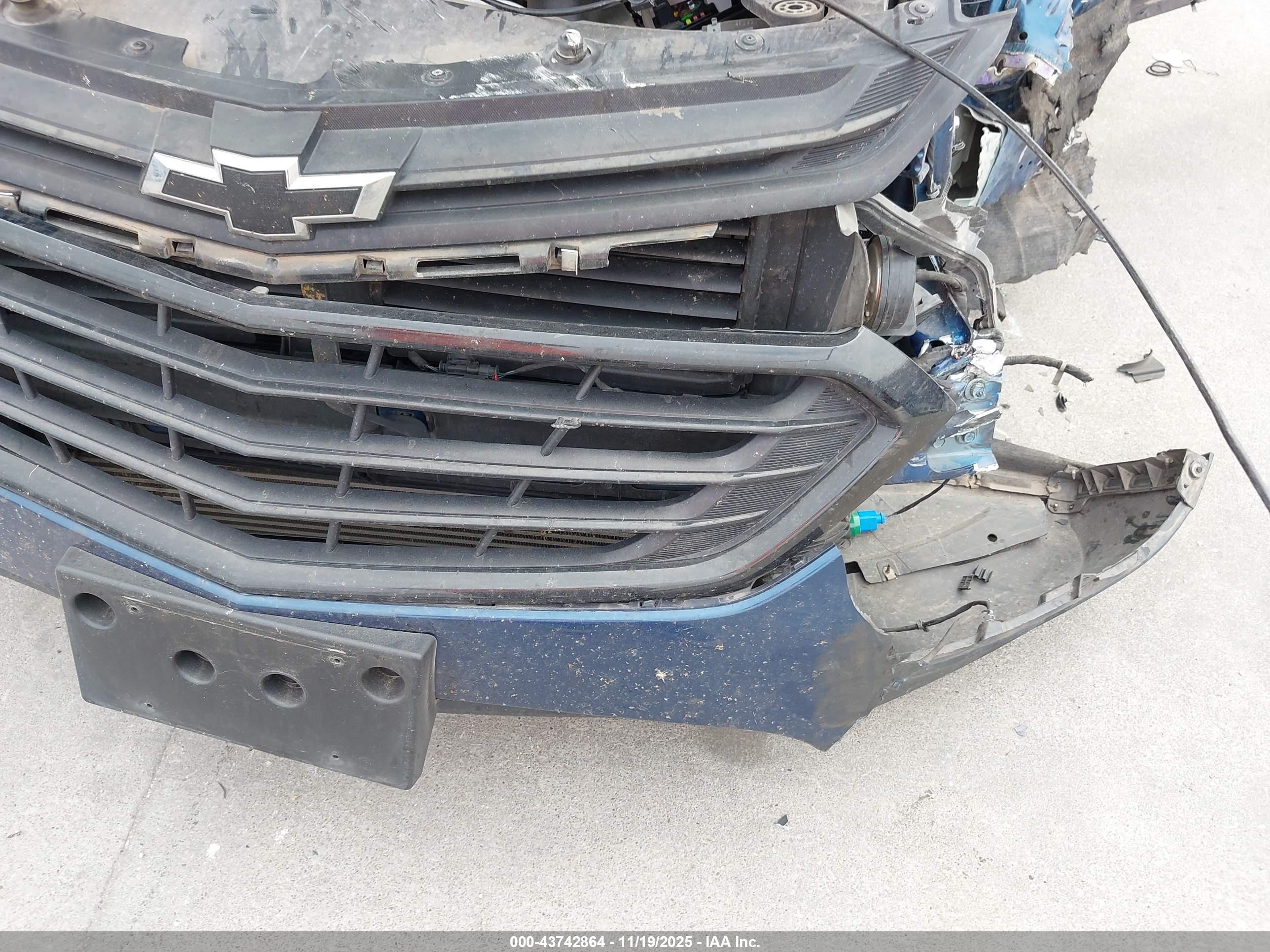 CHEVROLET EQUINOX image 6