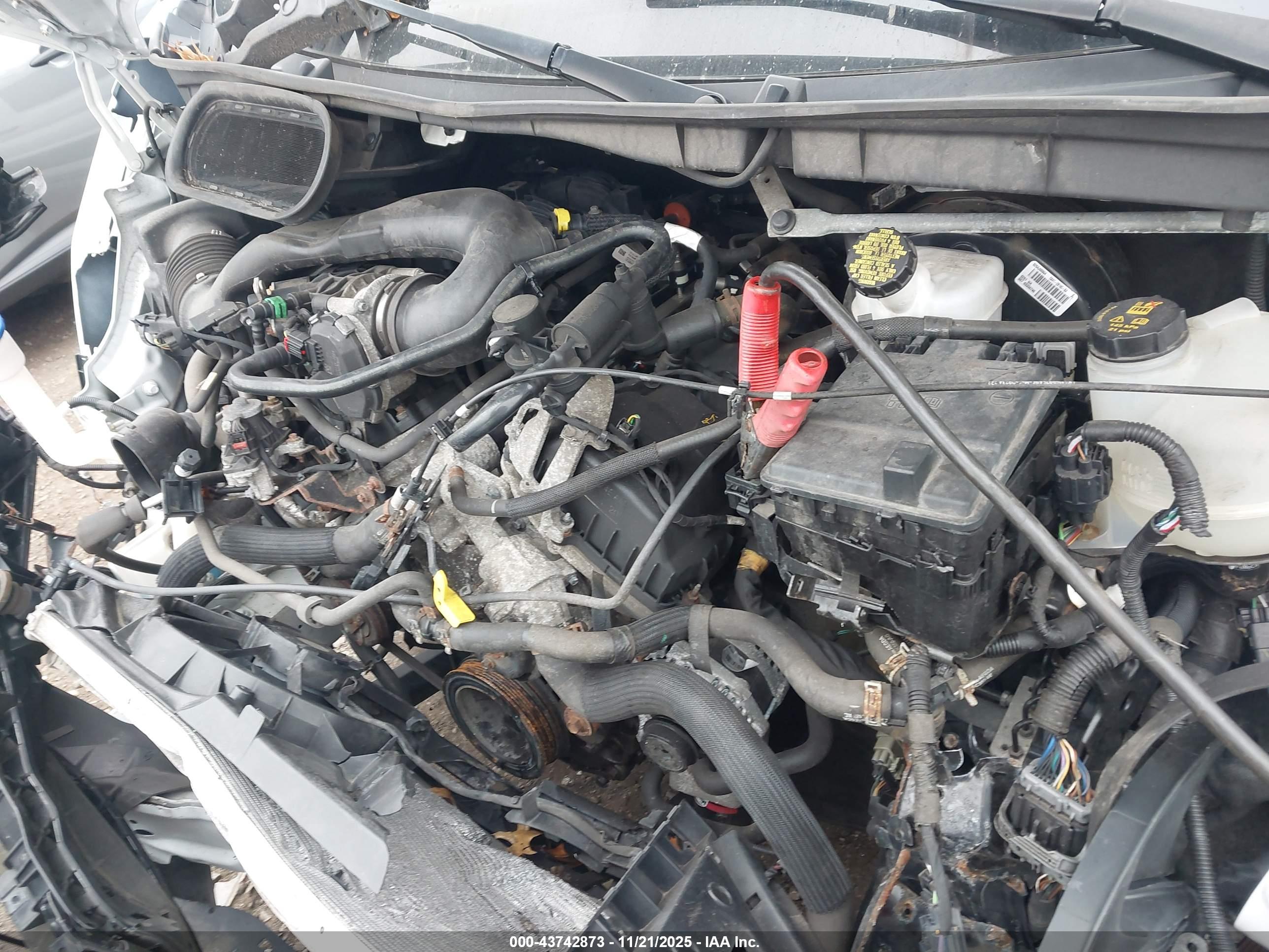 FORD TRANSIT-250 image 10