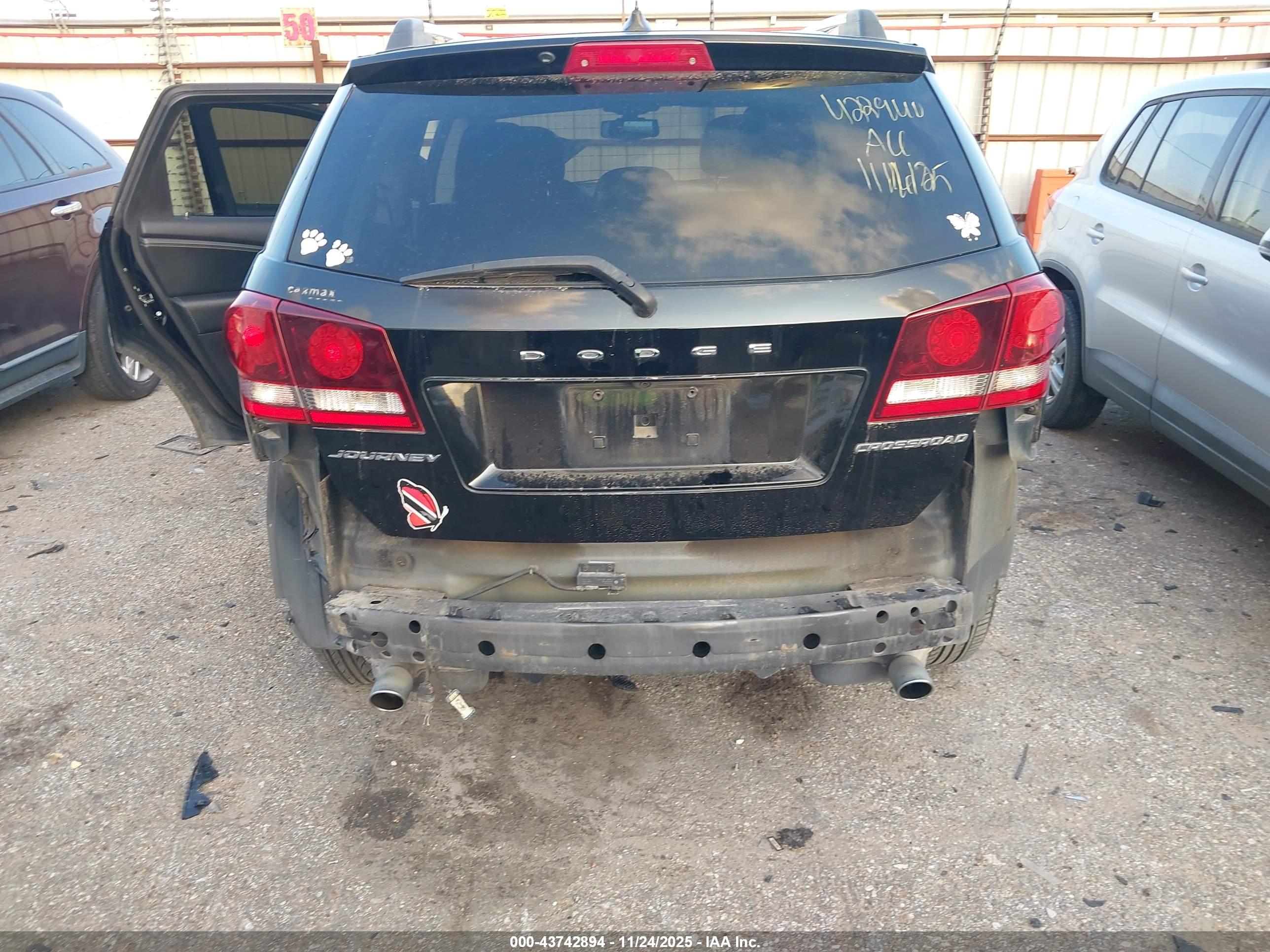 DODGE JOURNEY image 6