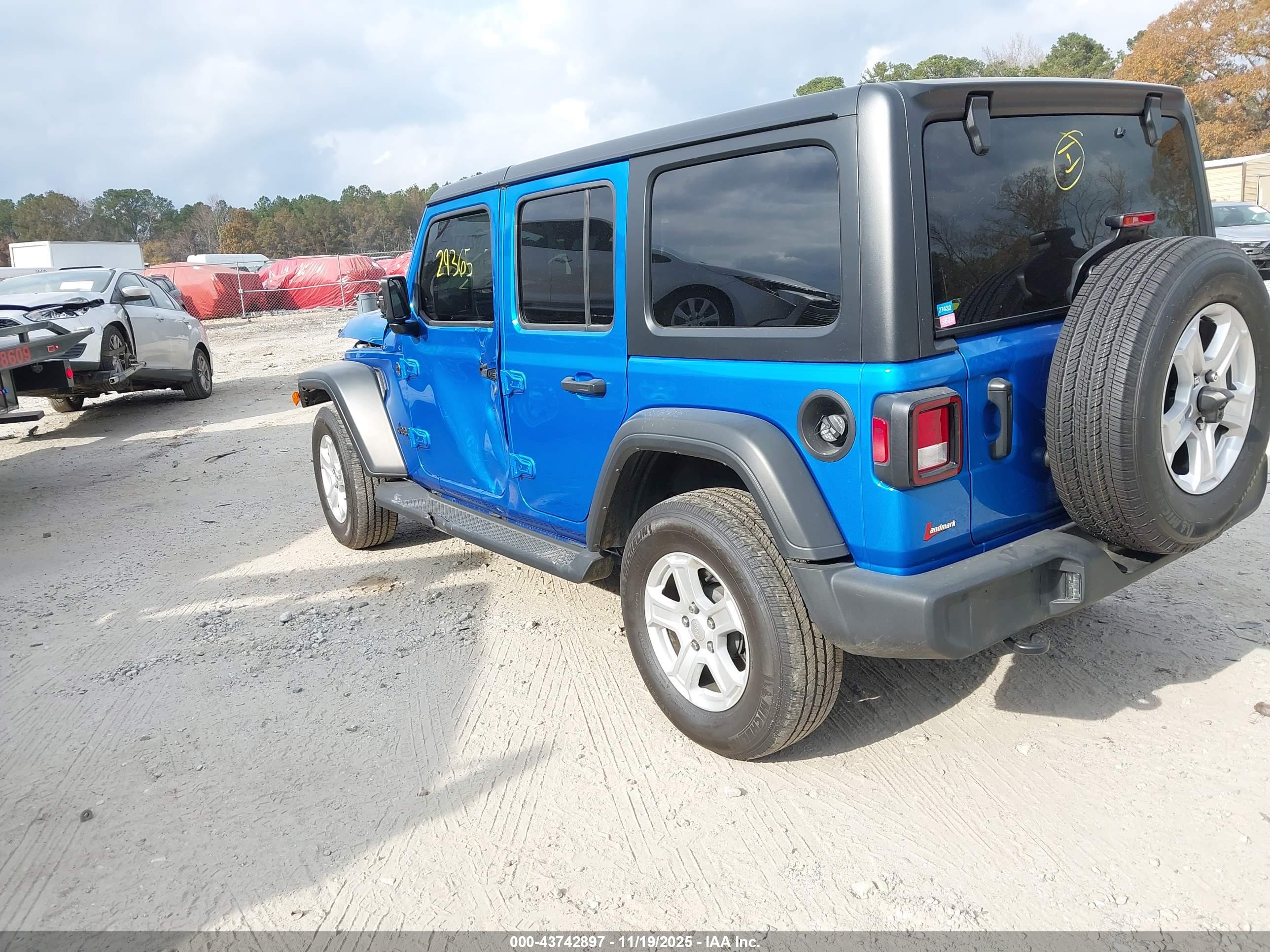 JEEP WRANGLER image 3