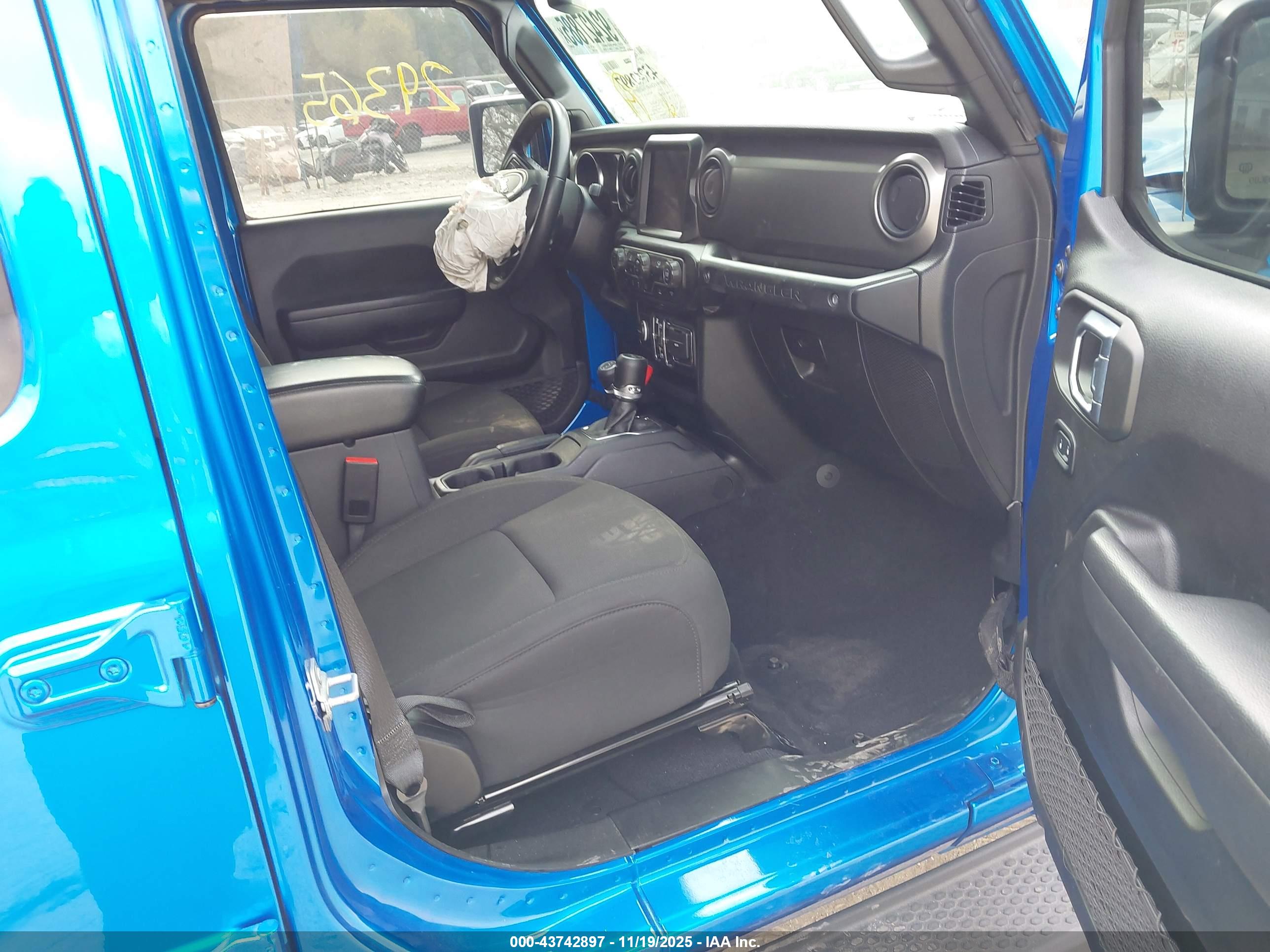 JEEP WRANGLER image 5