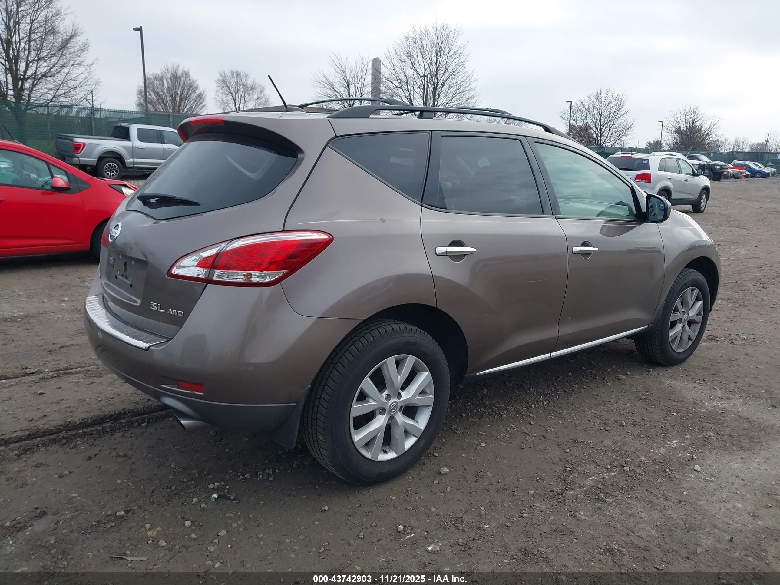 NISSAN MURANO image 4