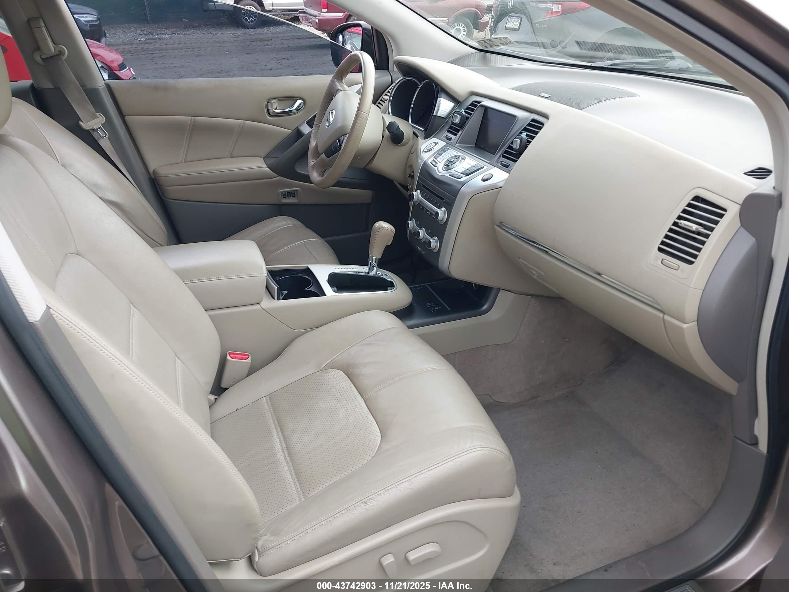 NISSAN MURANO image 5
