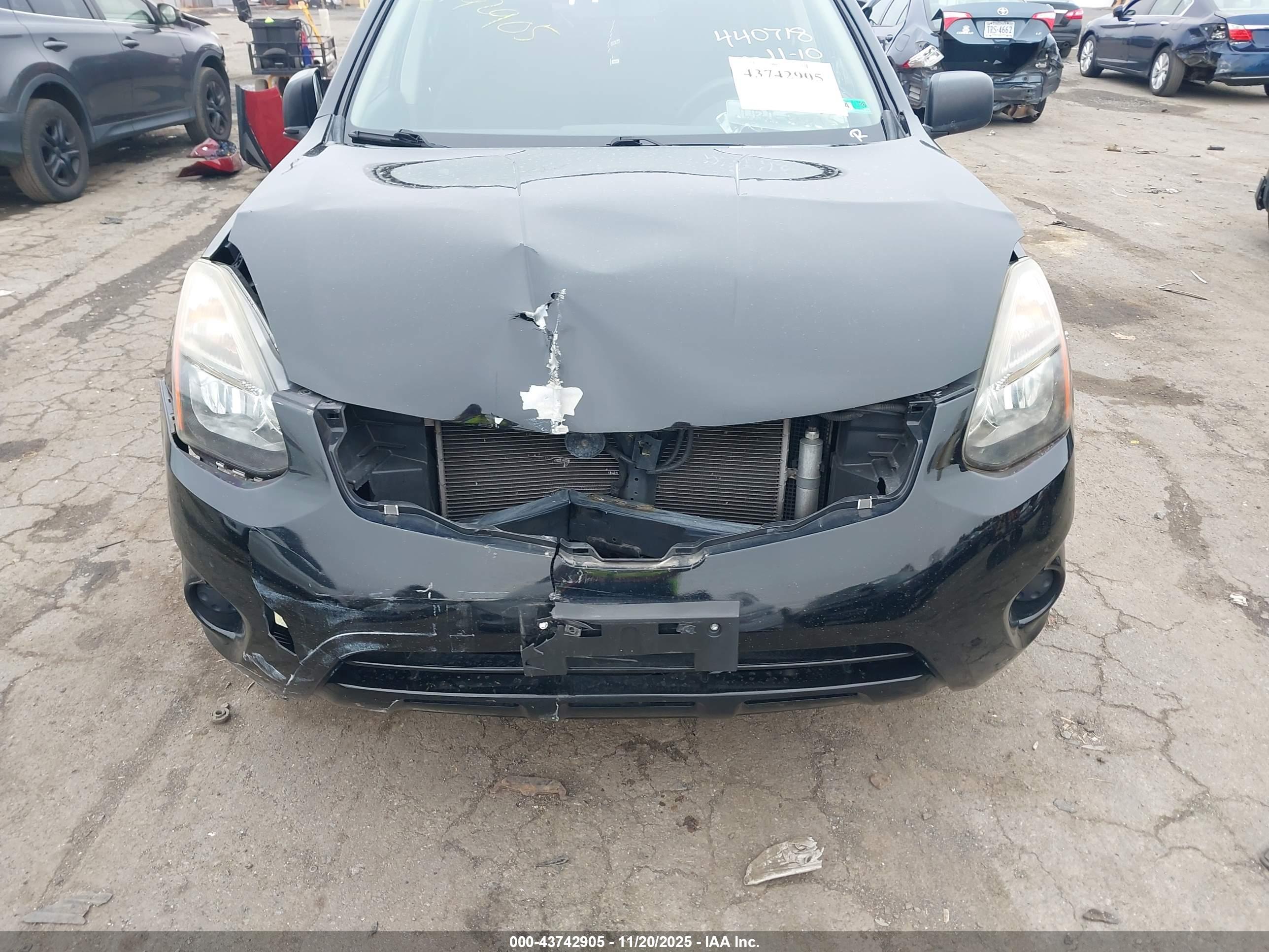 NISSAN ROGUE image 6
