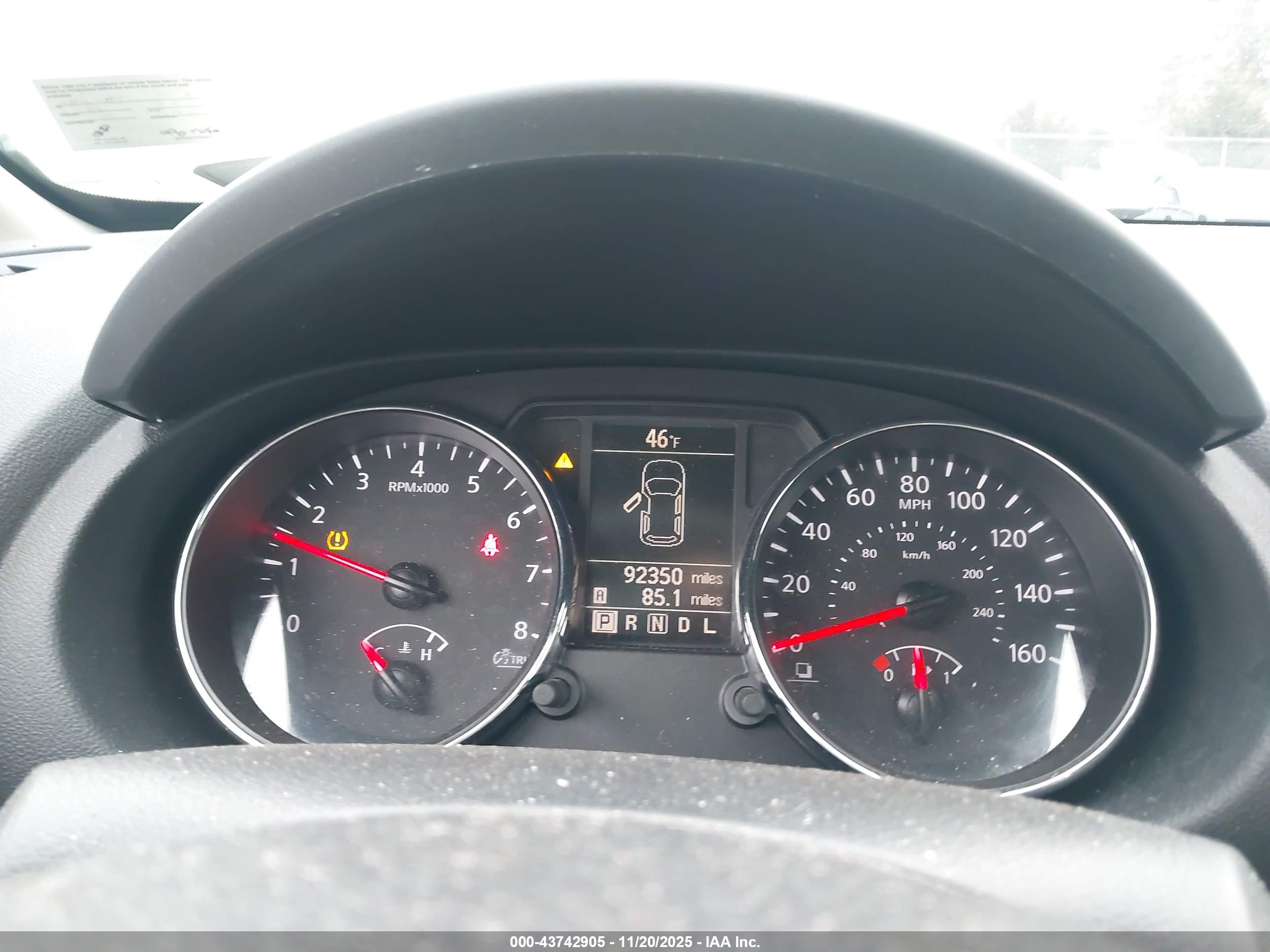 NISSAN ROGUE image 7