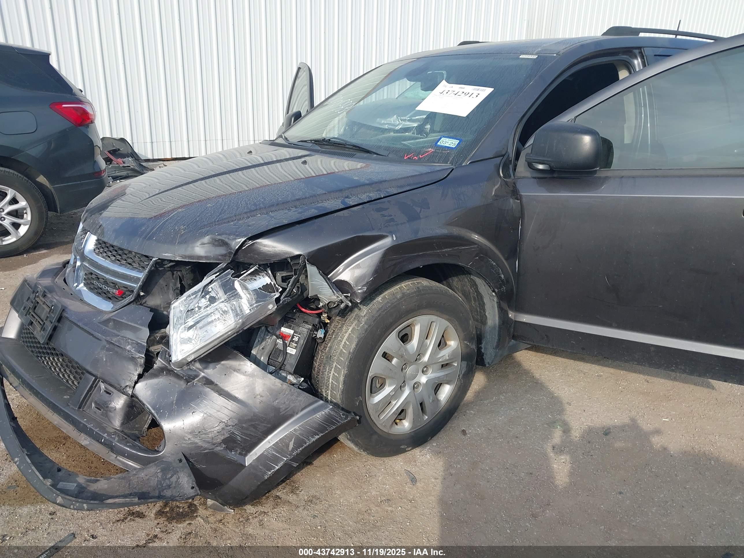 DODGE JOURNEY image 6