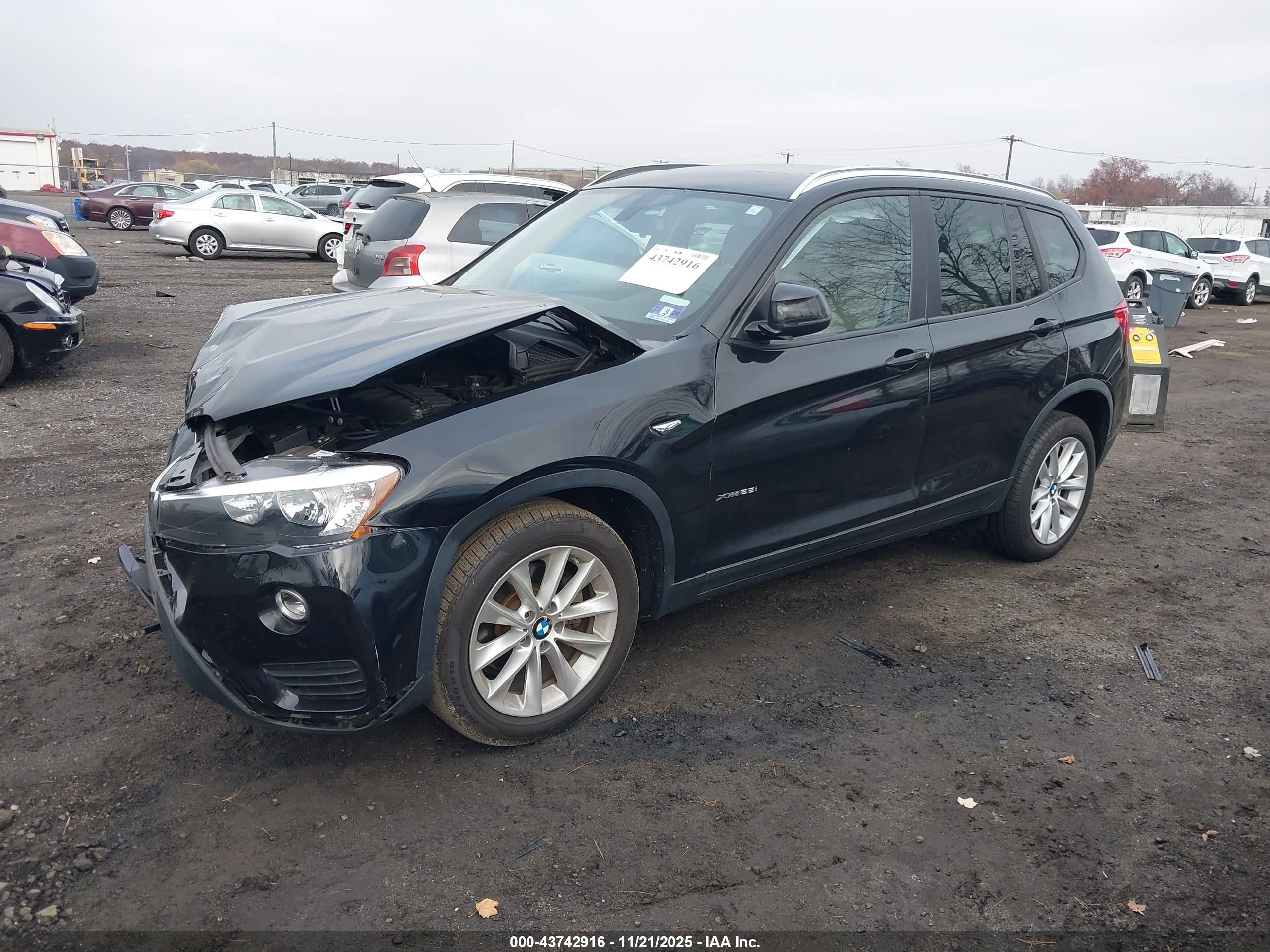 BMW X3 image 2