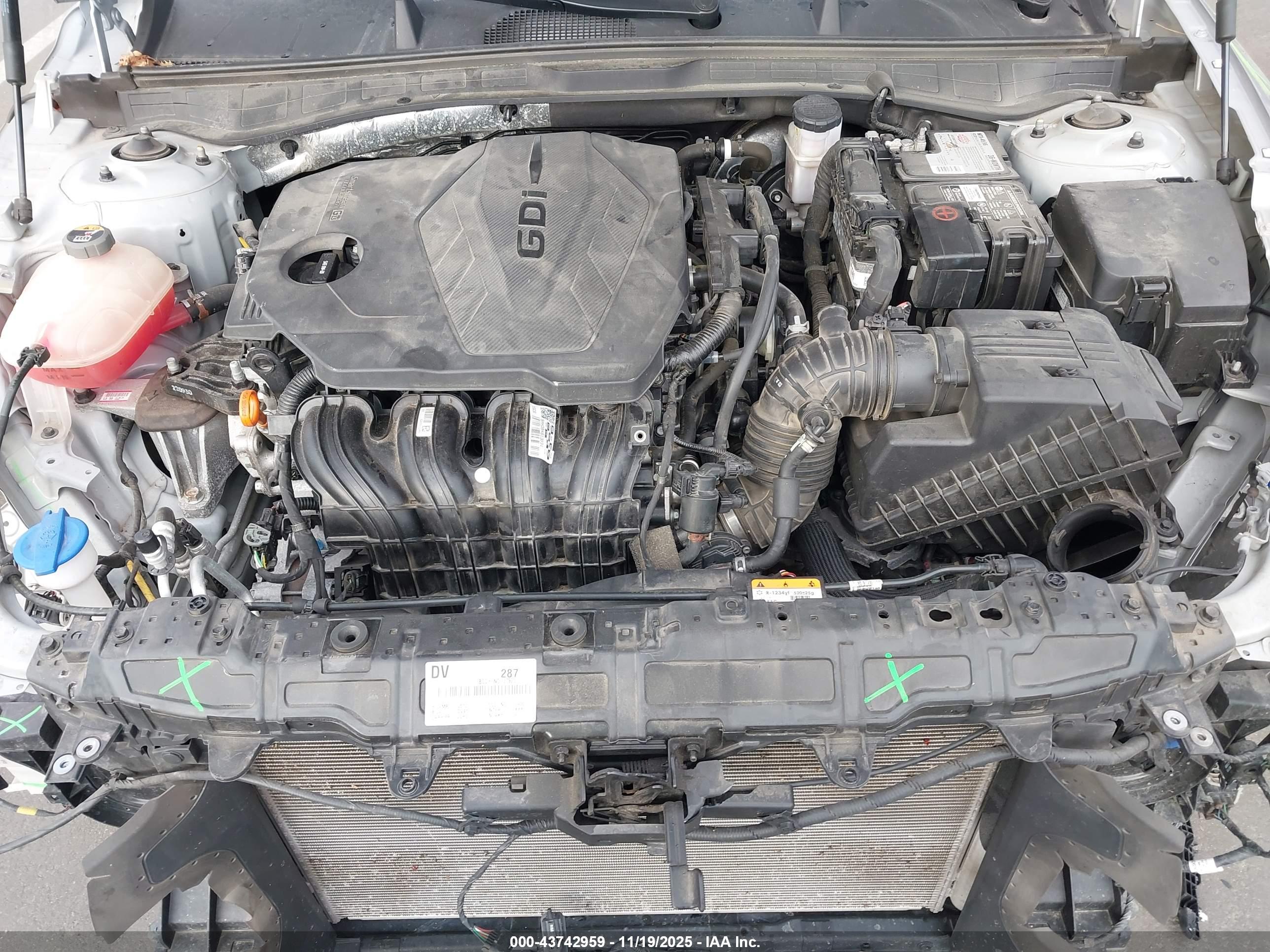 HYUNDAI SONATA image 10