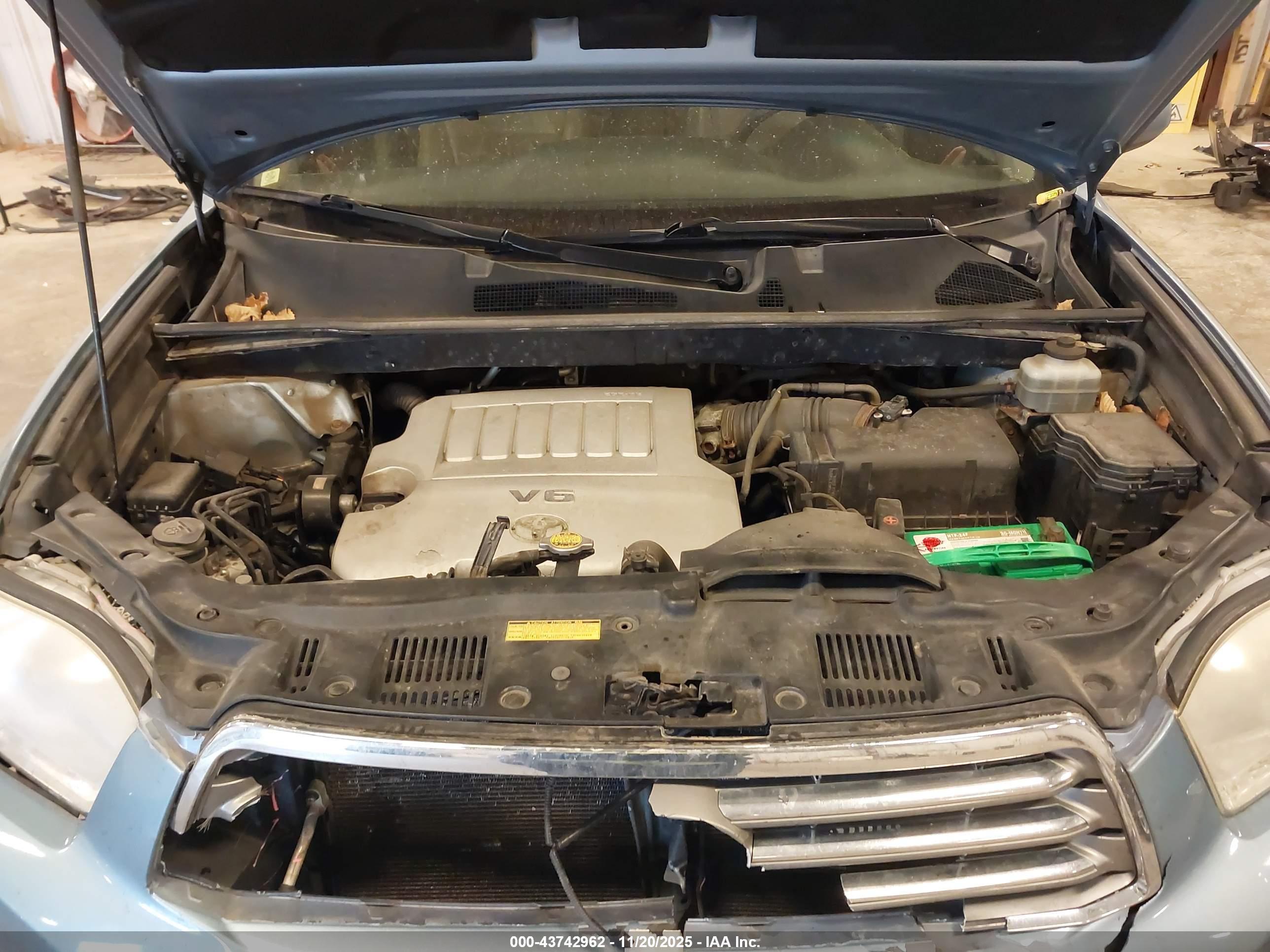 TOYOTA HIGHLANDER image 10