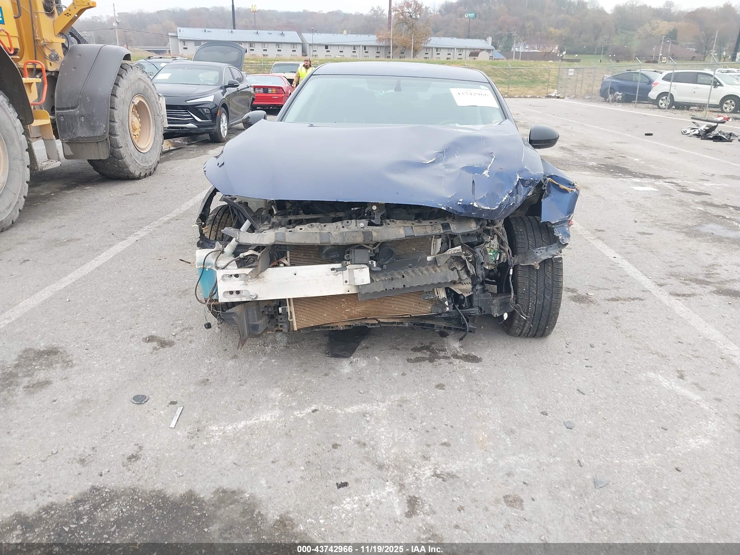 NISSAN ALTIMA image 6