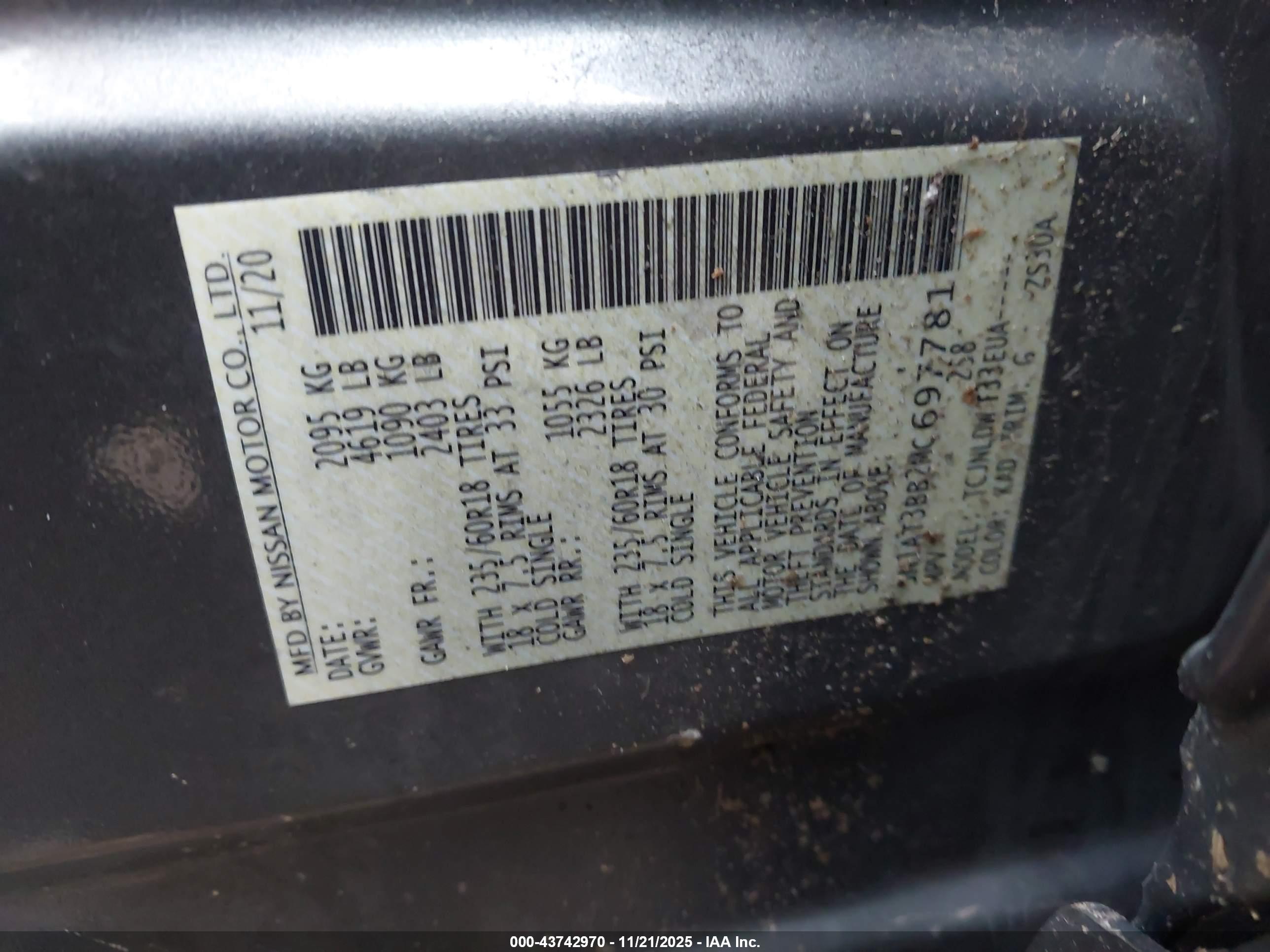 NISSAN ROGUE image 9