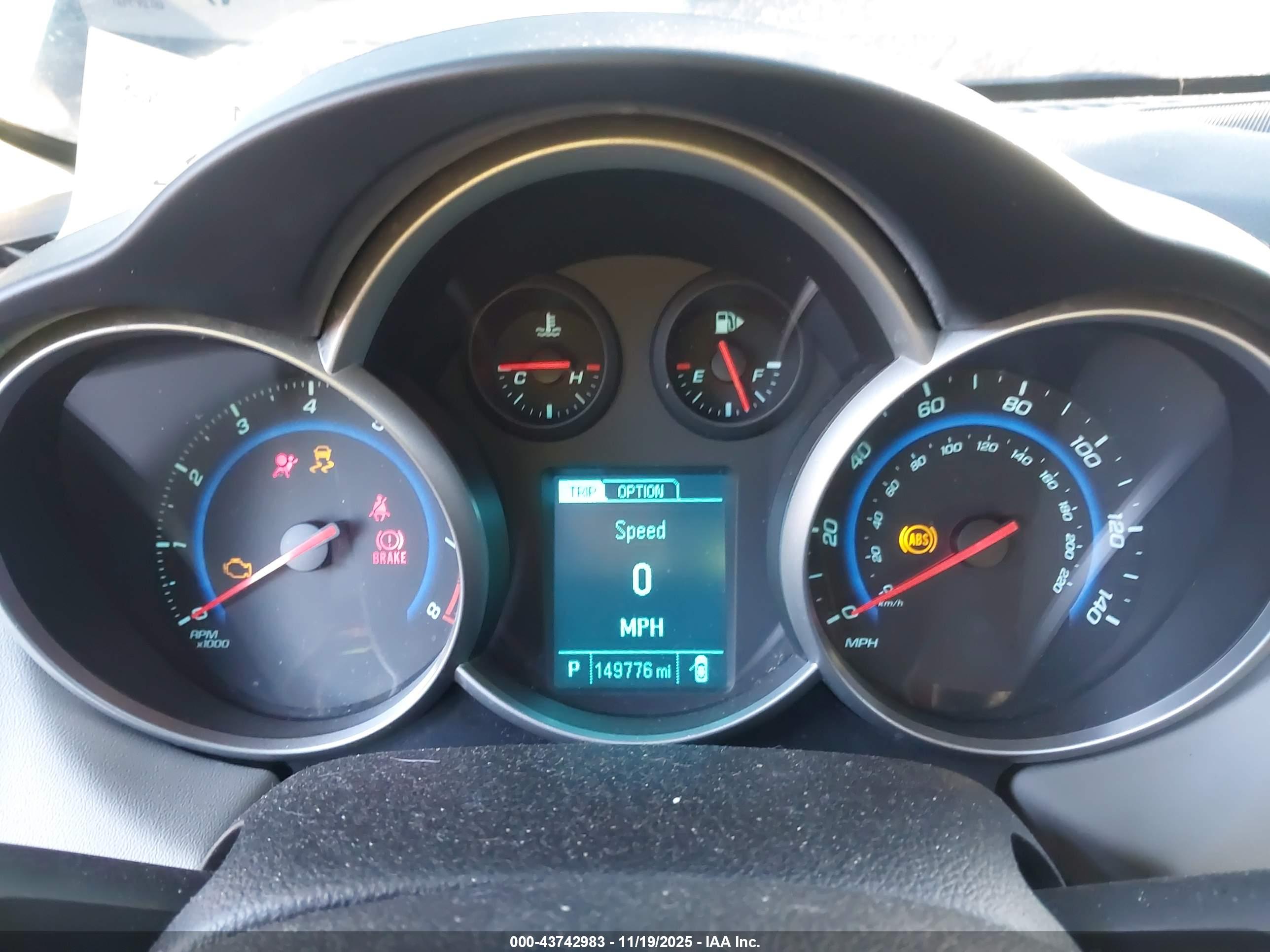 CHEVROLET CRUZE image 7