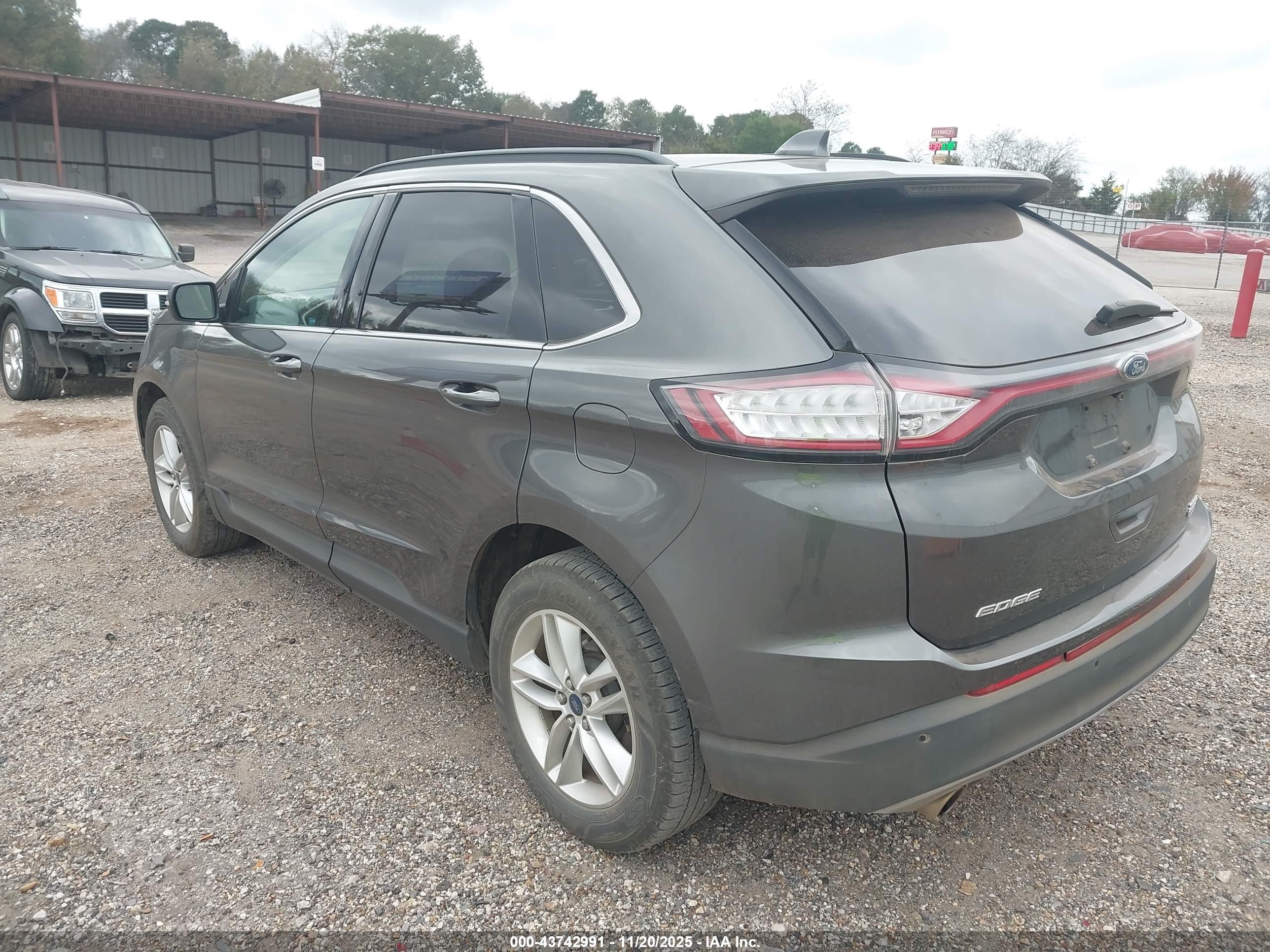 FORD EDGE image 3