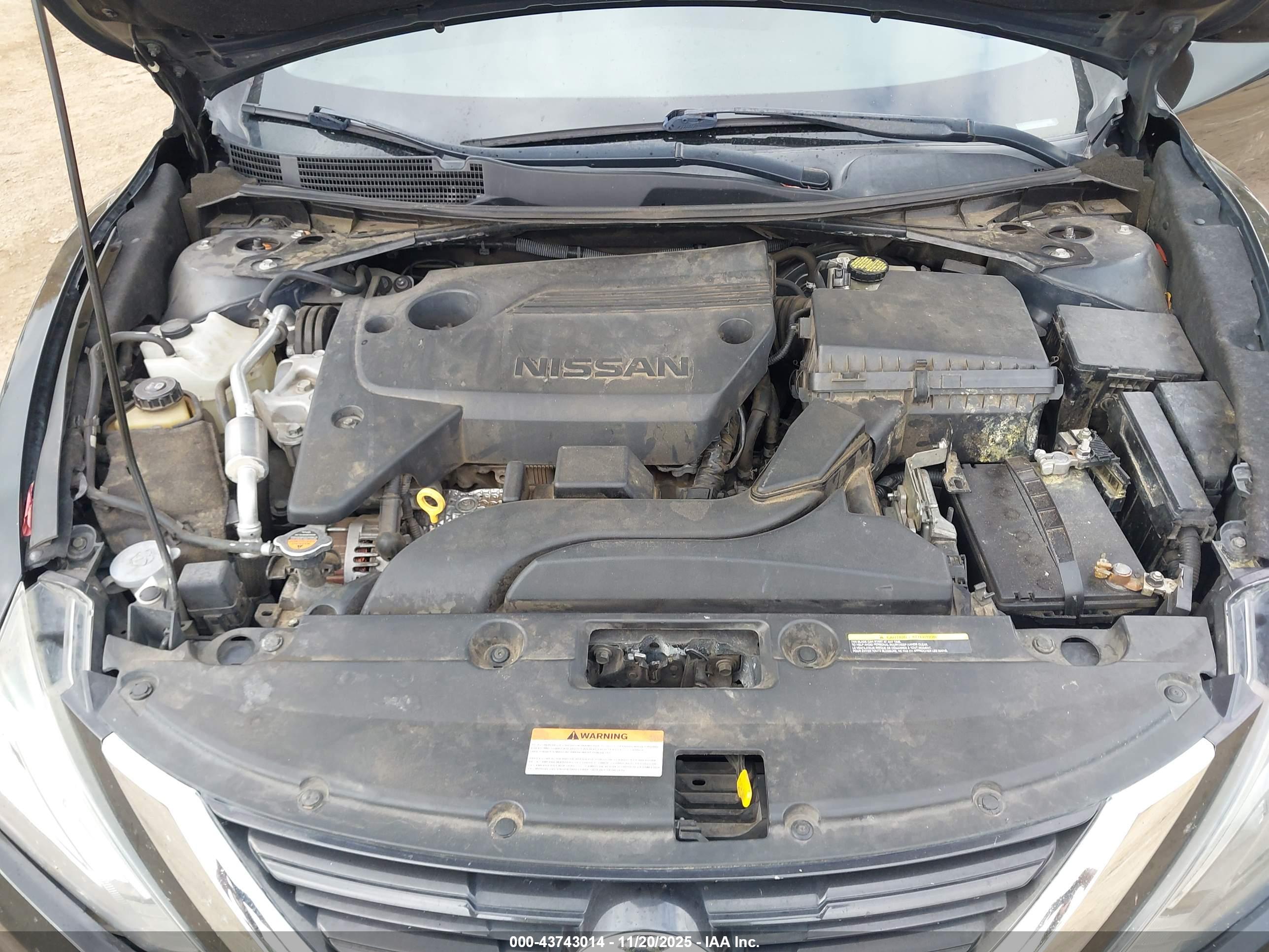 NISSAN ALTIMA image 10