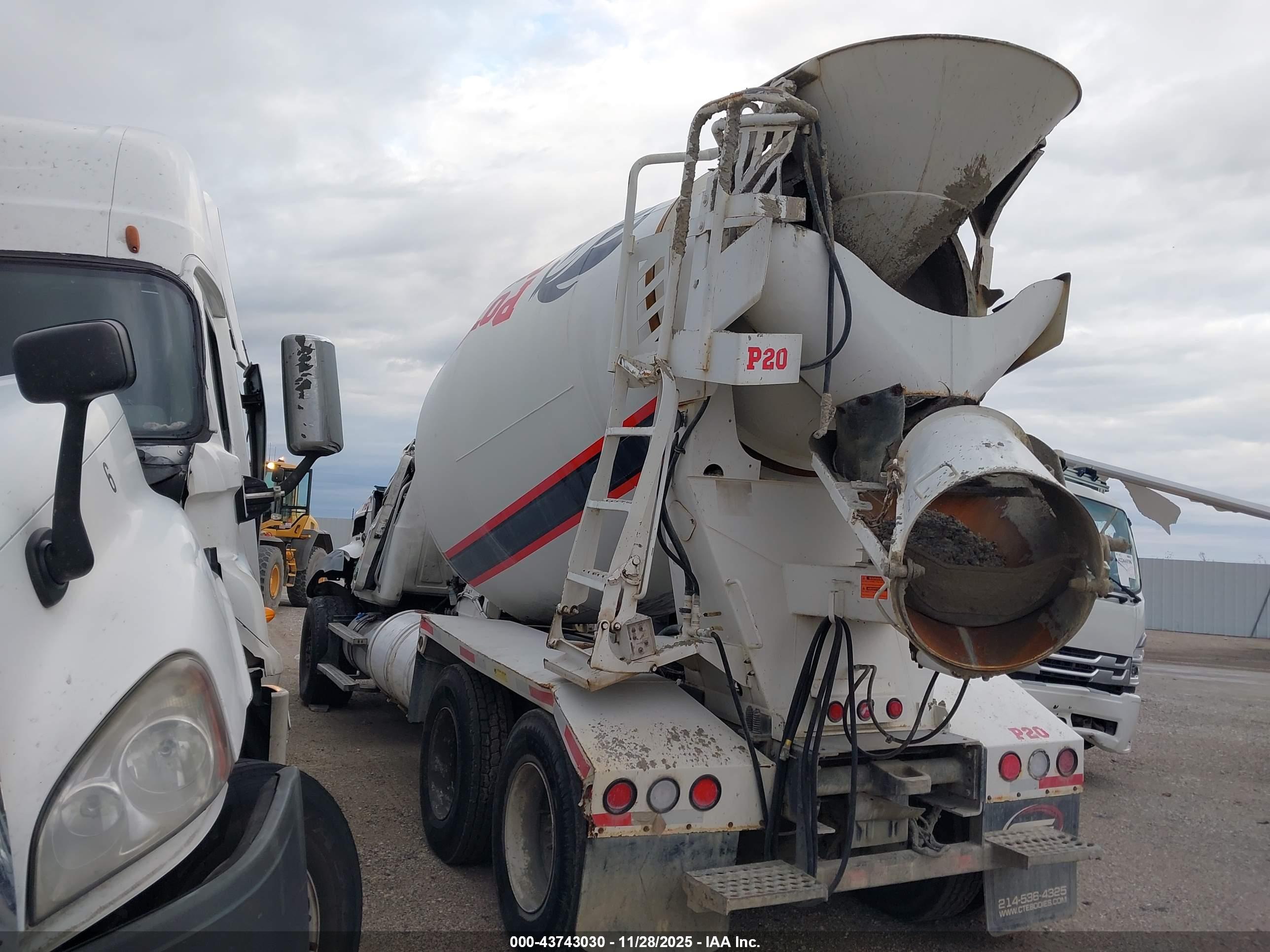 MACK 800 image 3